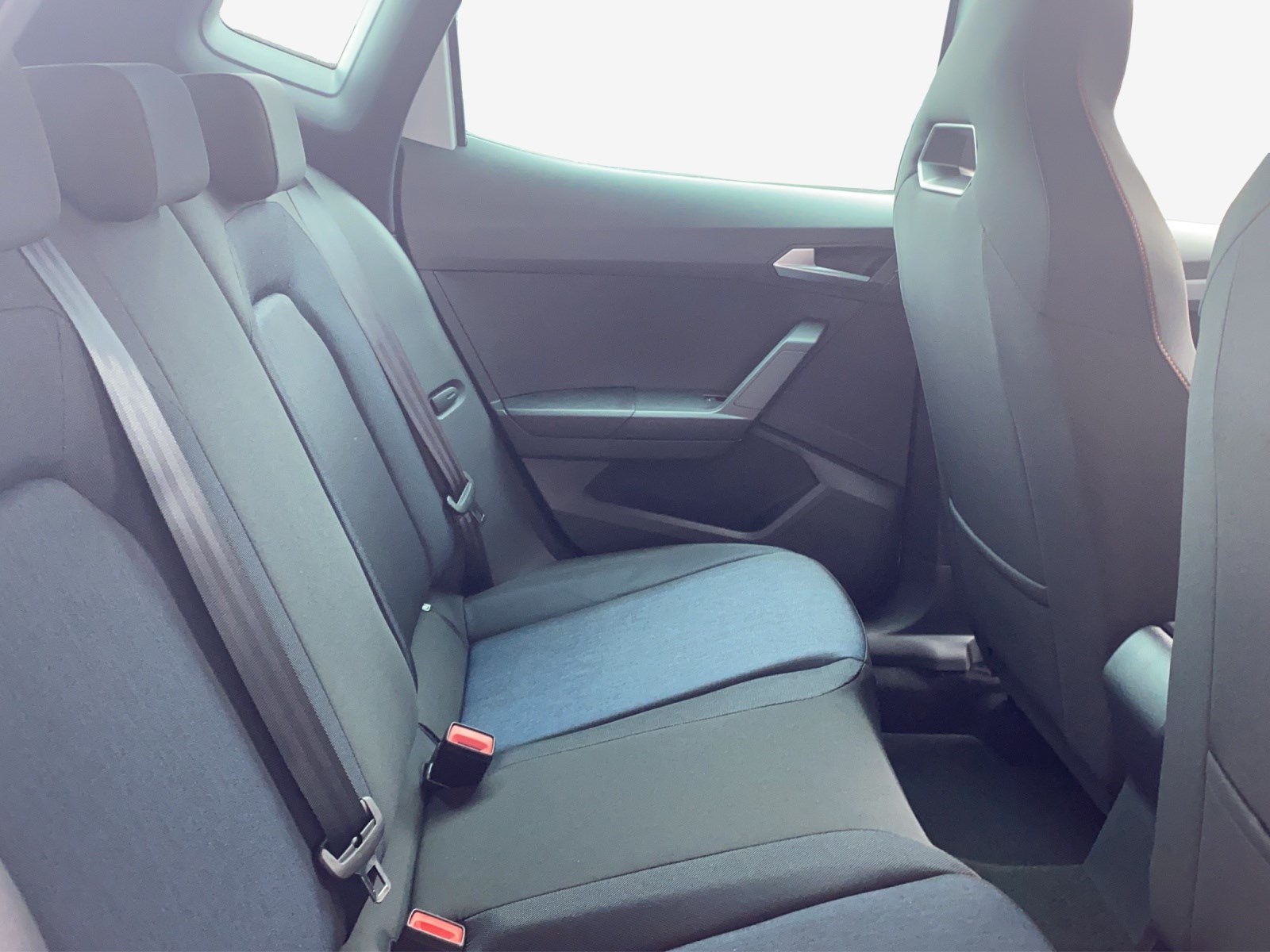 SEAT Arona 1.5 Eco TSI FR Limited Edition DSG-image-8