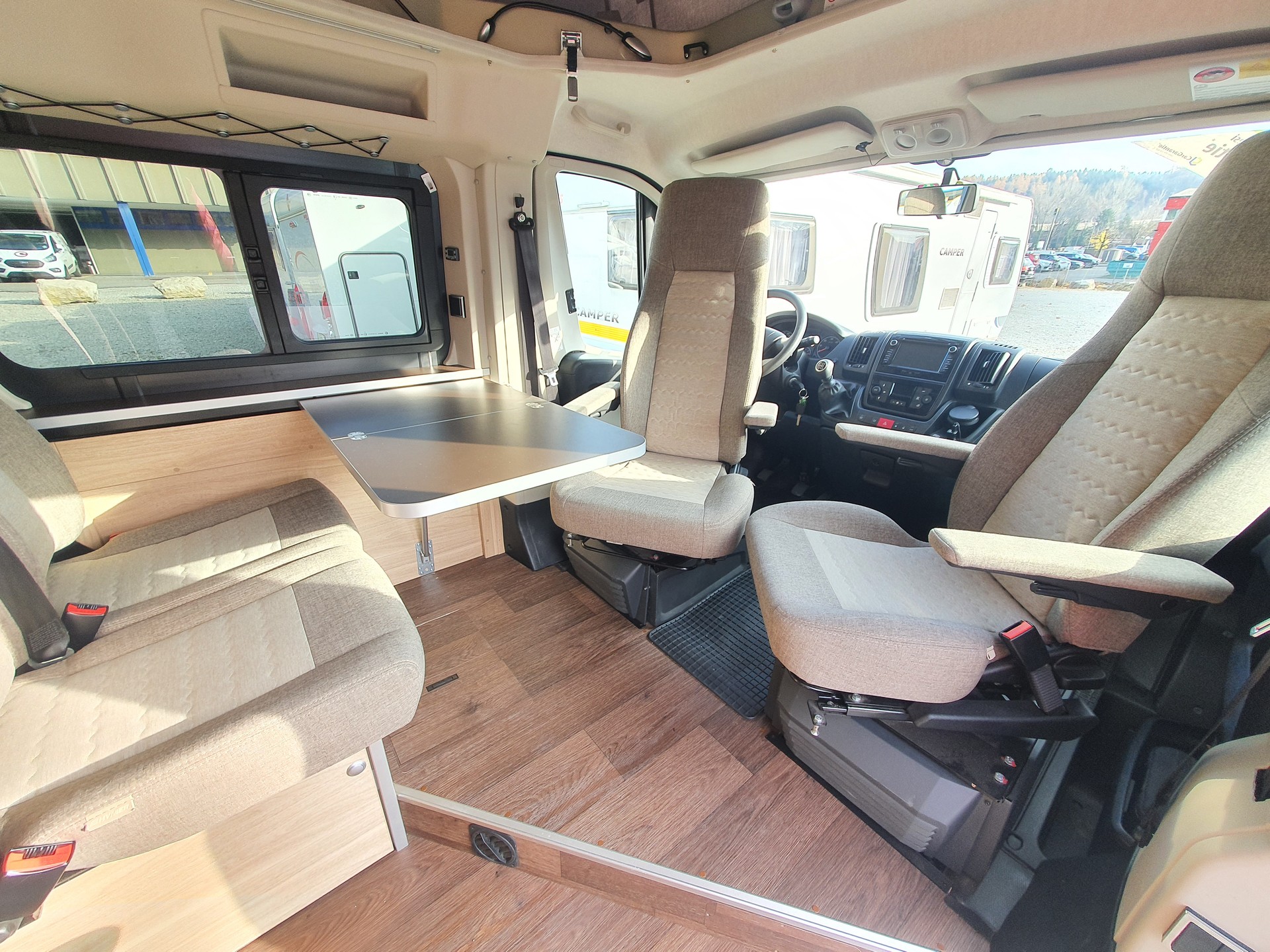 HYMER SYDNEY unter 5m! ab MFK & Service! À vendre