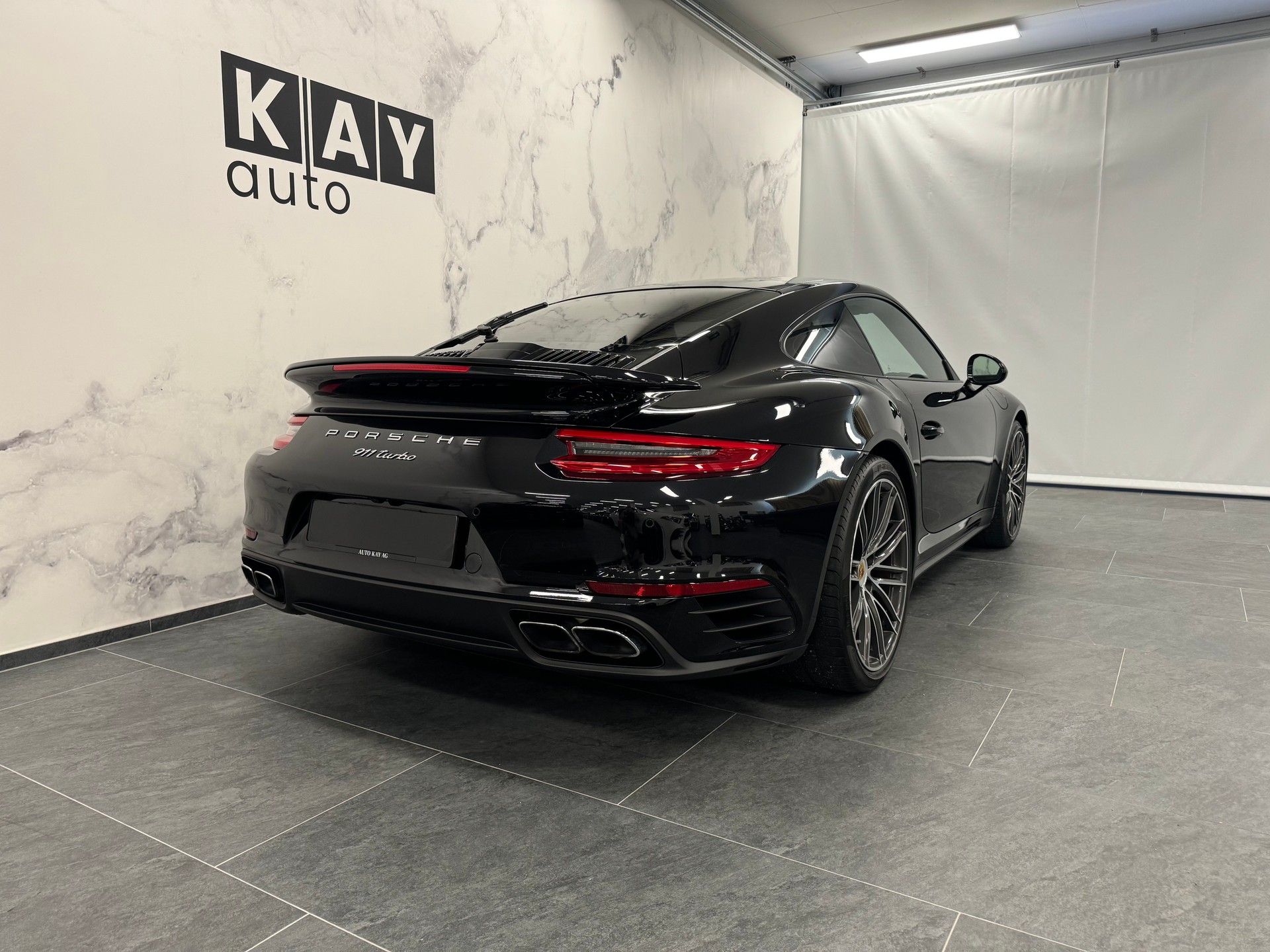 PORSCHE 911 Turbo PDK-image-2
