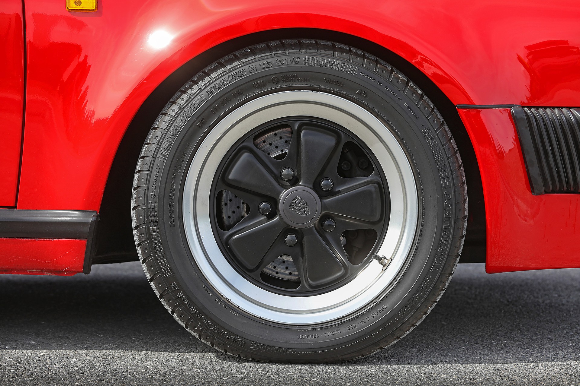 PORSCHE 911 Speedster-image-5