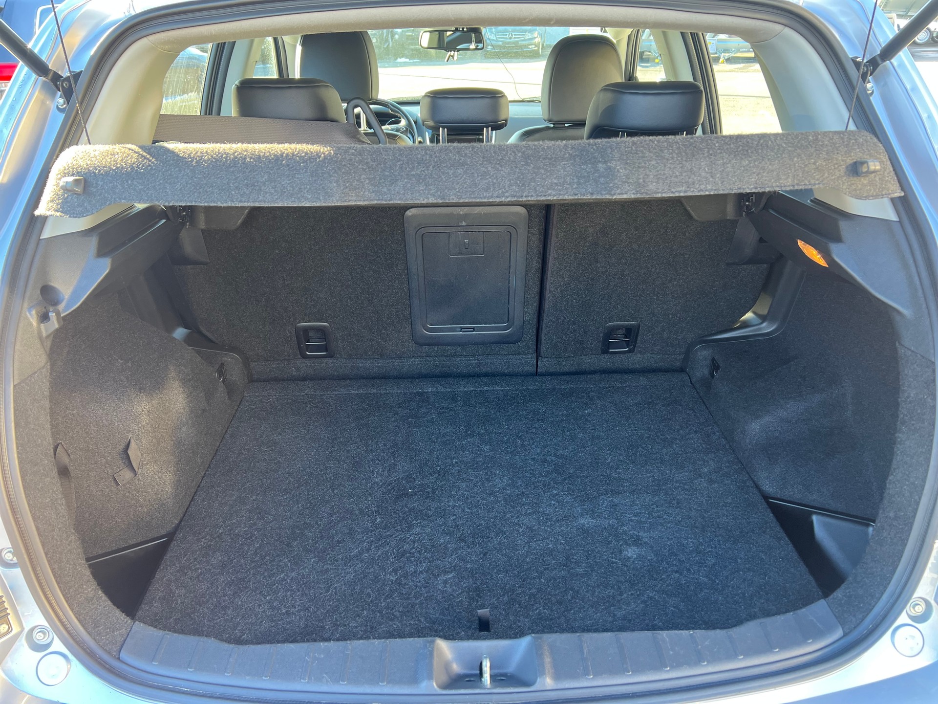 CITROEN C4 Aircross 1.6 HDi Exclusive 4WD-image-6