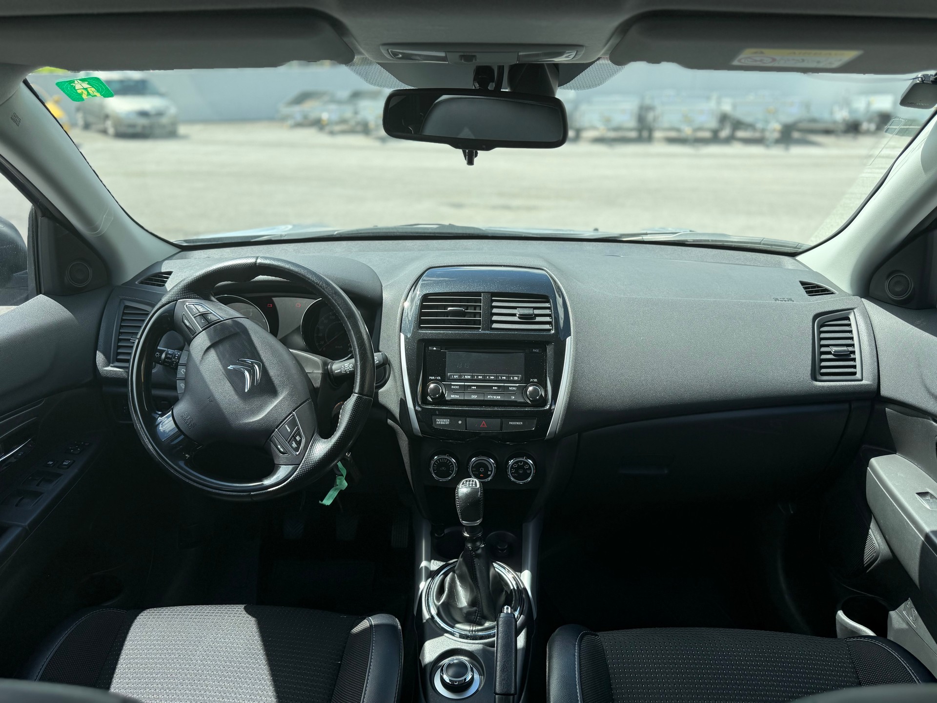 CITROEN C4 Aircross 1.6 HDi Exclusive 4WD-image-9