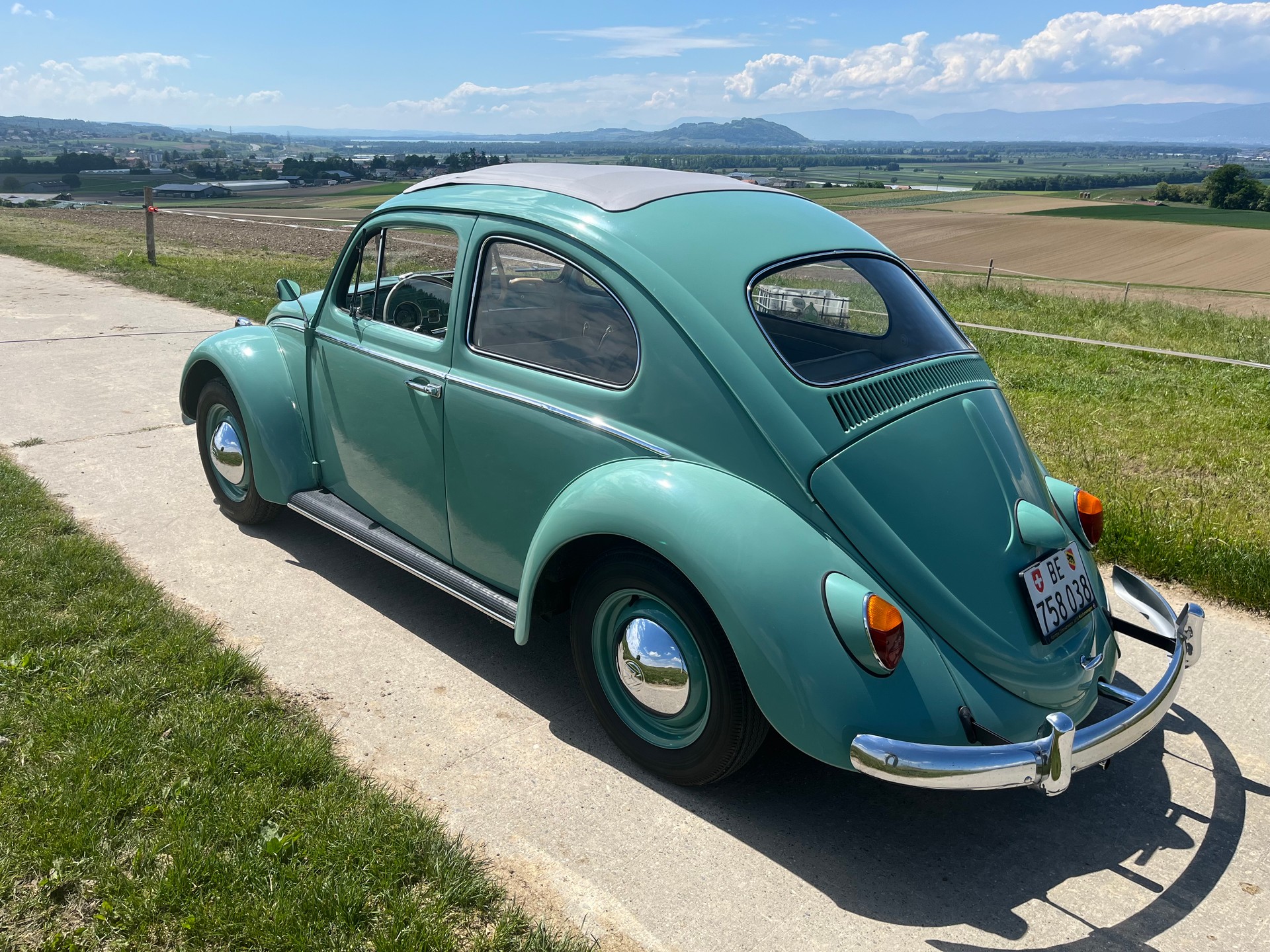 VW VW 1200 De Luxe Sedan Faltdach-image-1