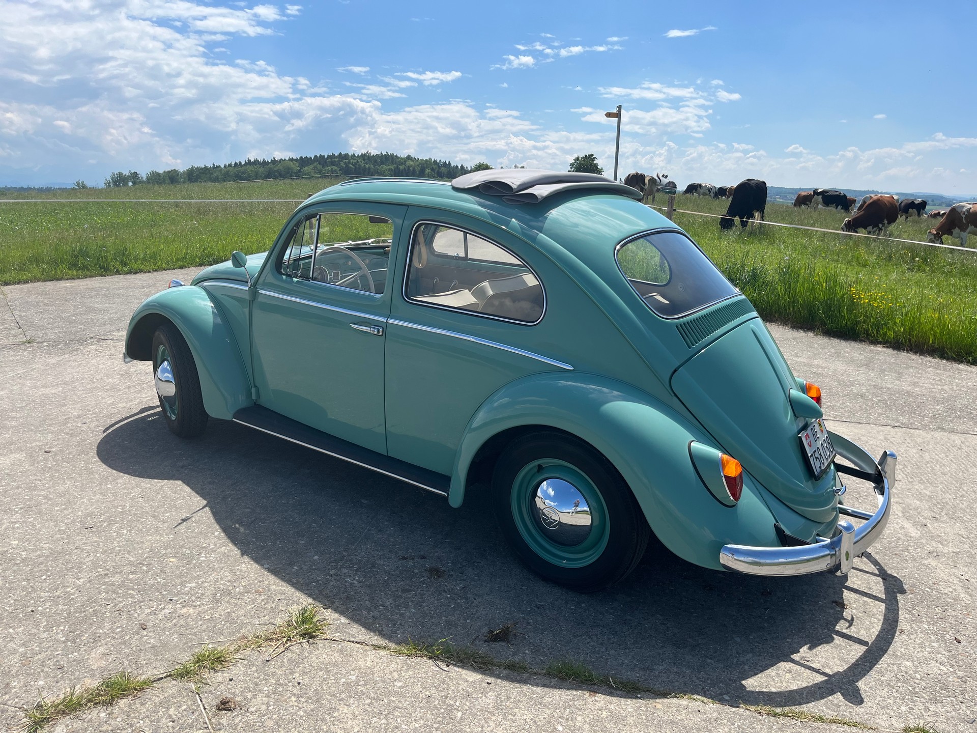 VW VW 1200 De Luxe Sedan Faltdach-image-12