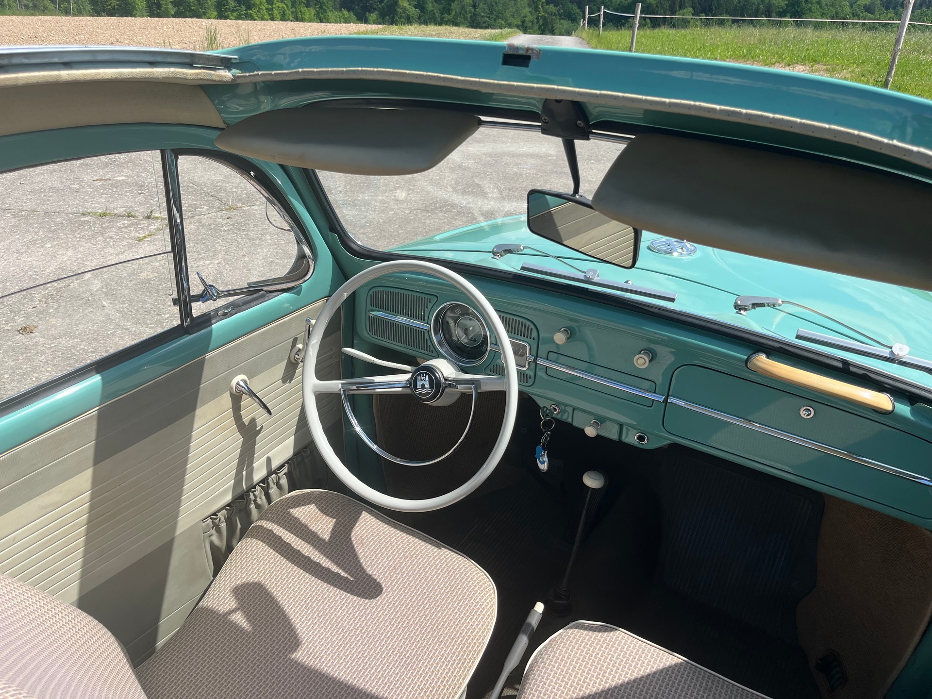 VW VW 1200 De Luxe Sedan Faltdach-image-9