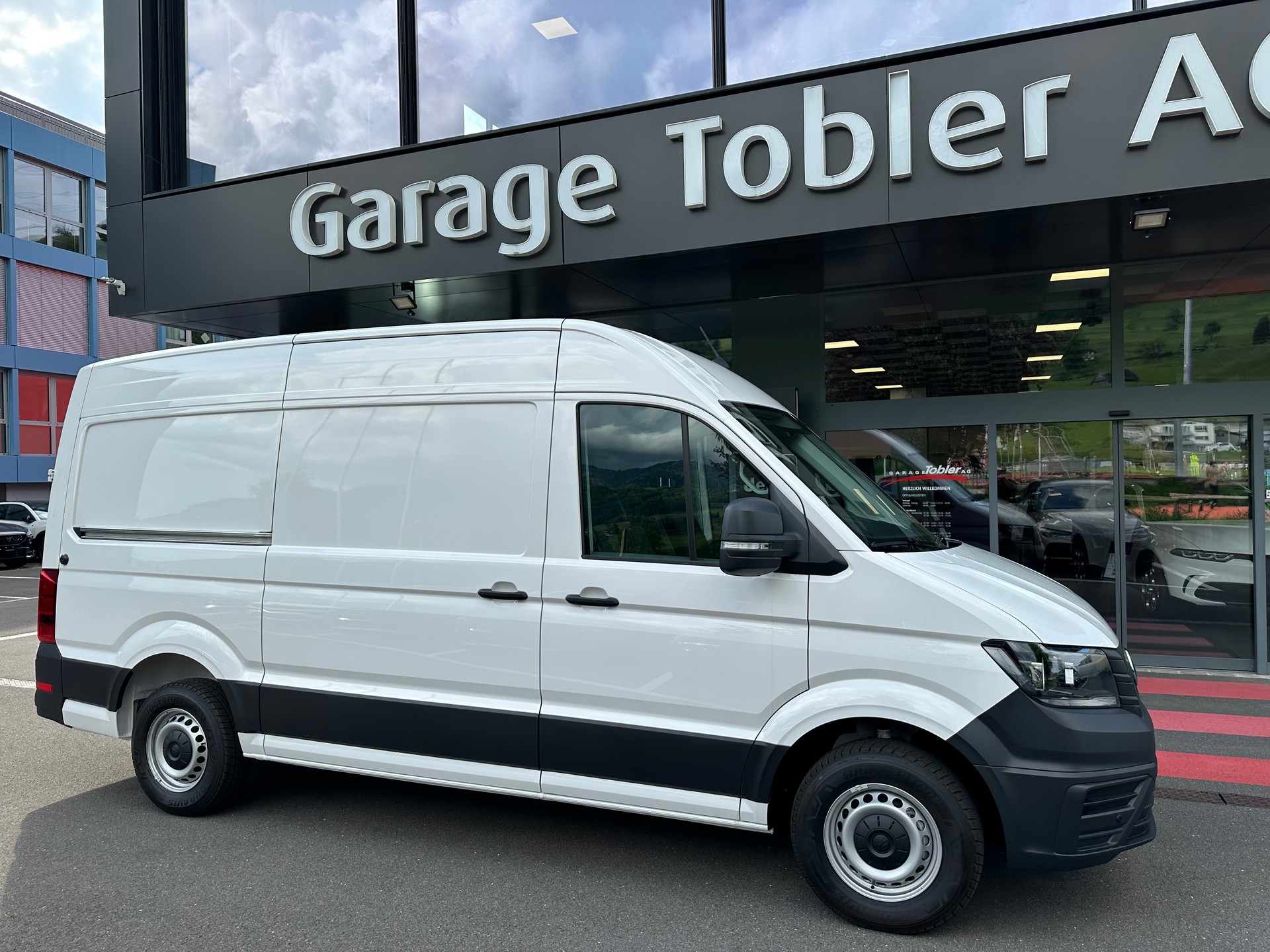 VW Crafter 35 2.0 BiTDI L3 A-showroom-element-1