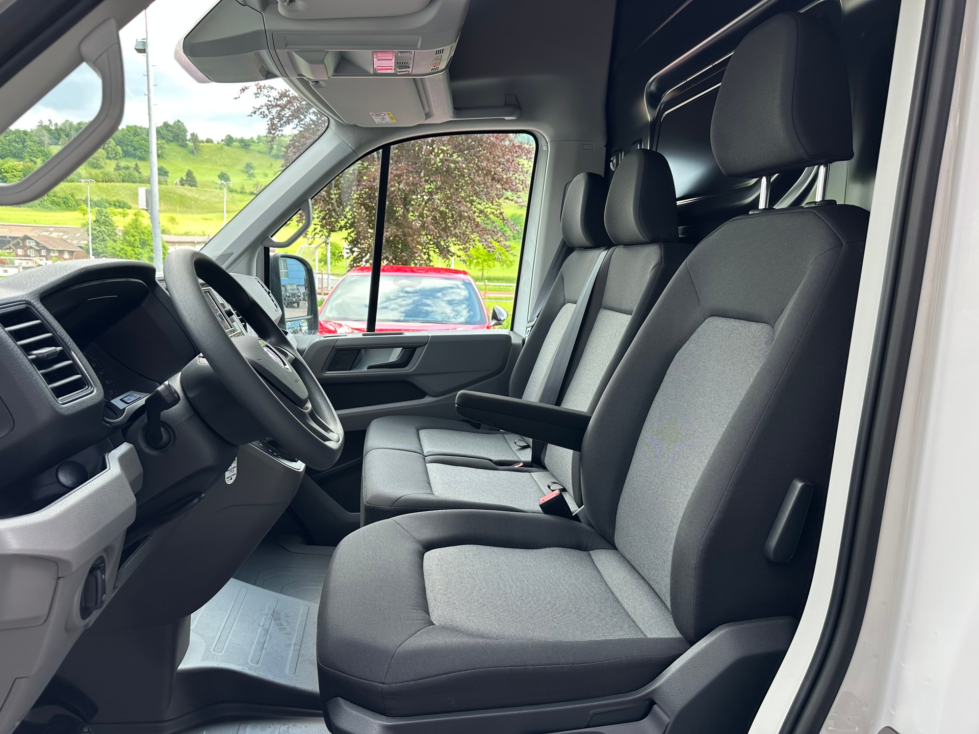 VW Crafter 35 2.0 BiTDI L3 A-image-4