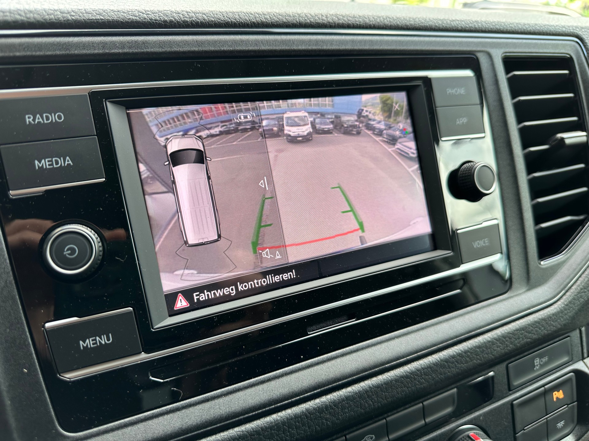 VW Crafter 35 2.0 BiTDI L3 A-image-6