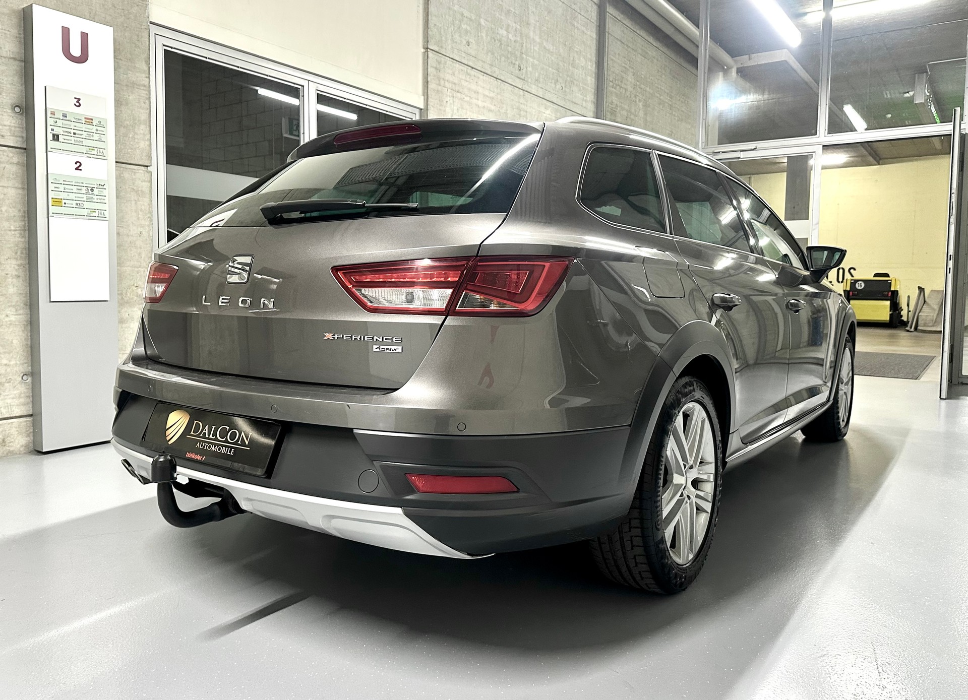 SEAT Leon ST 2.0 TDI X-Perience 4Drive DSG-image-7