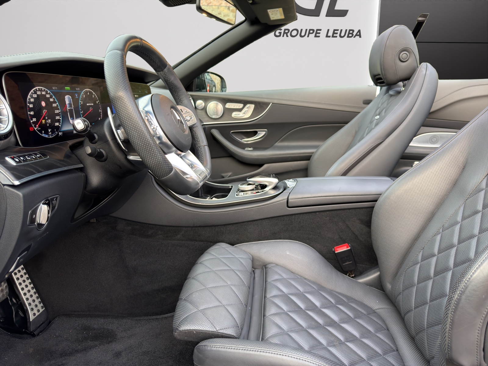 Image MERCEDES-BENZ E-53-AMG E 53Cabriolet AMG 4 Matic+ 9G-Tronic