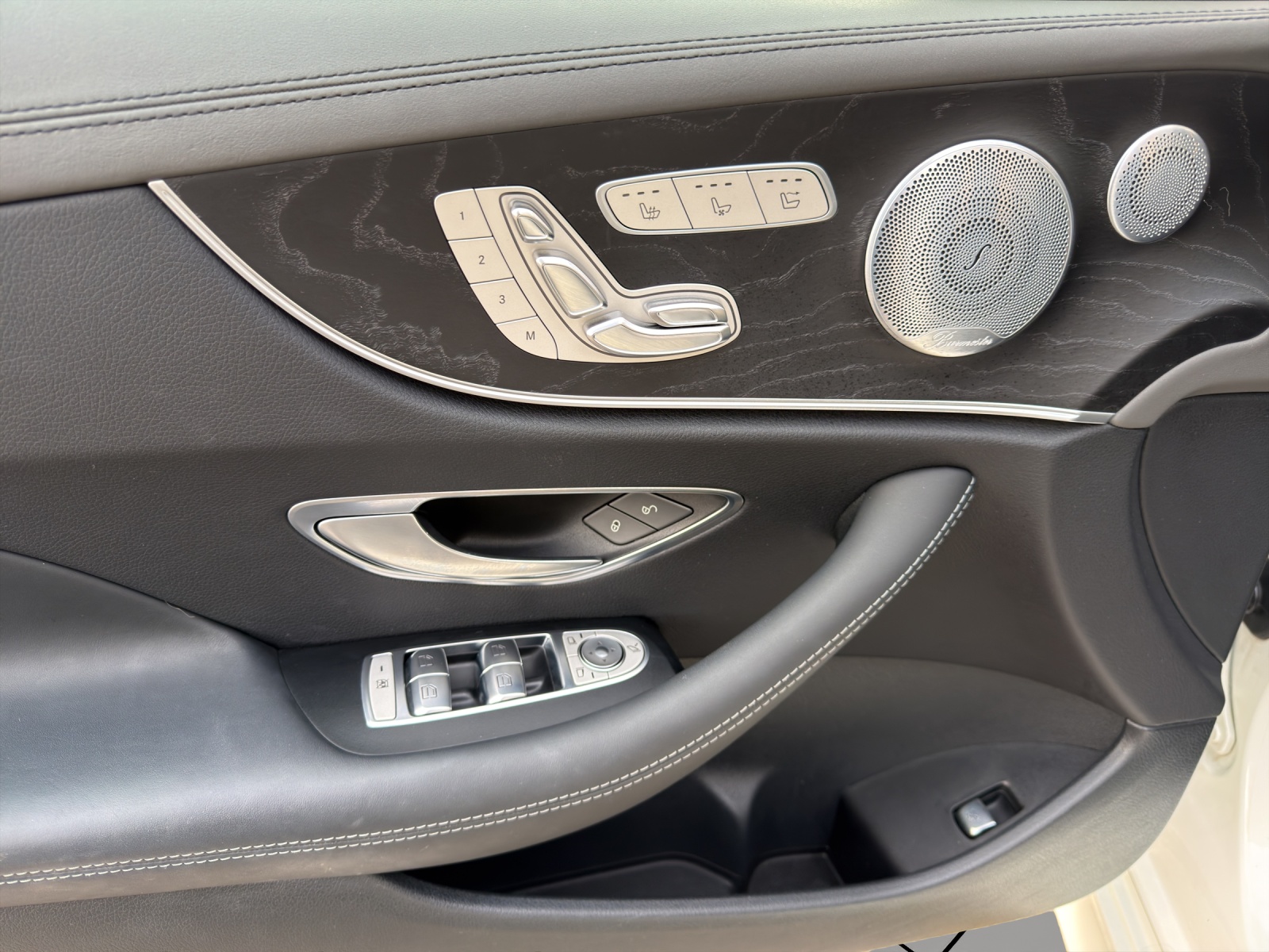 Image MERCEDES-BENZ E-53-AMG E 53Cabriolet AMG 4 Matic+ 9G-Tronic