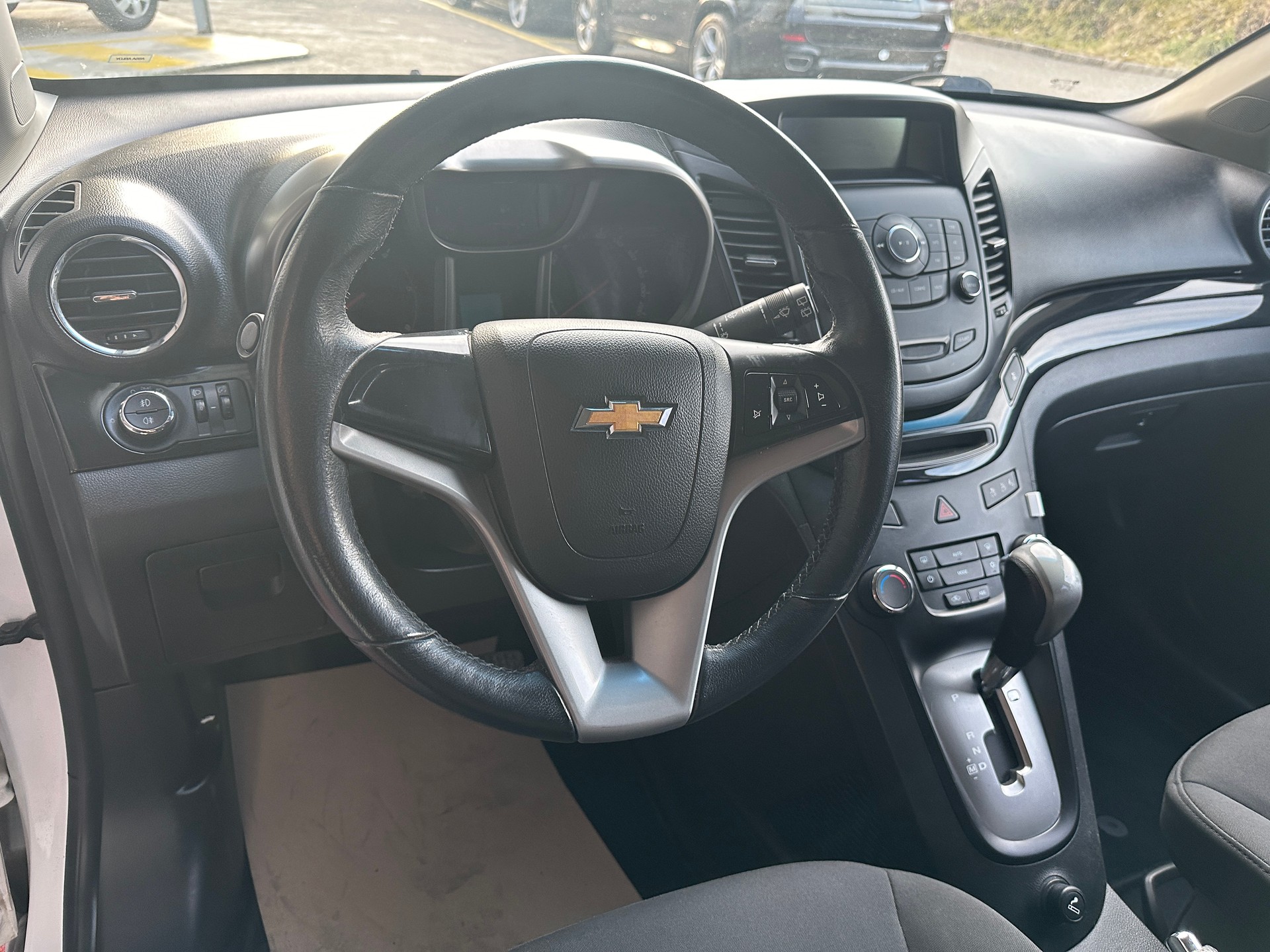 CHEVROLET Orlando 2.0 VCDi LT Automatic-image-6