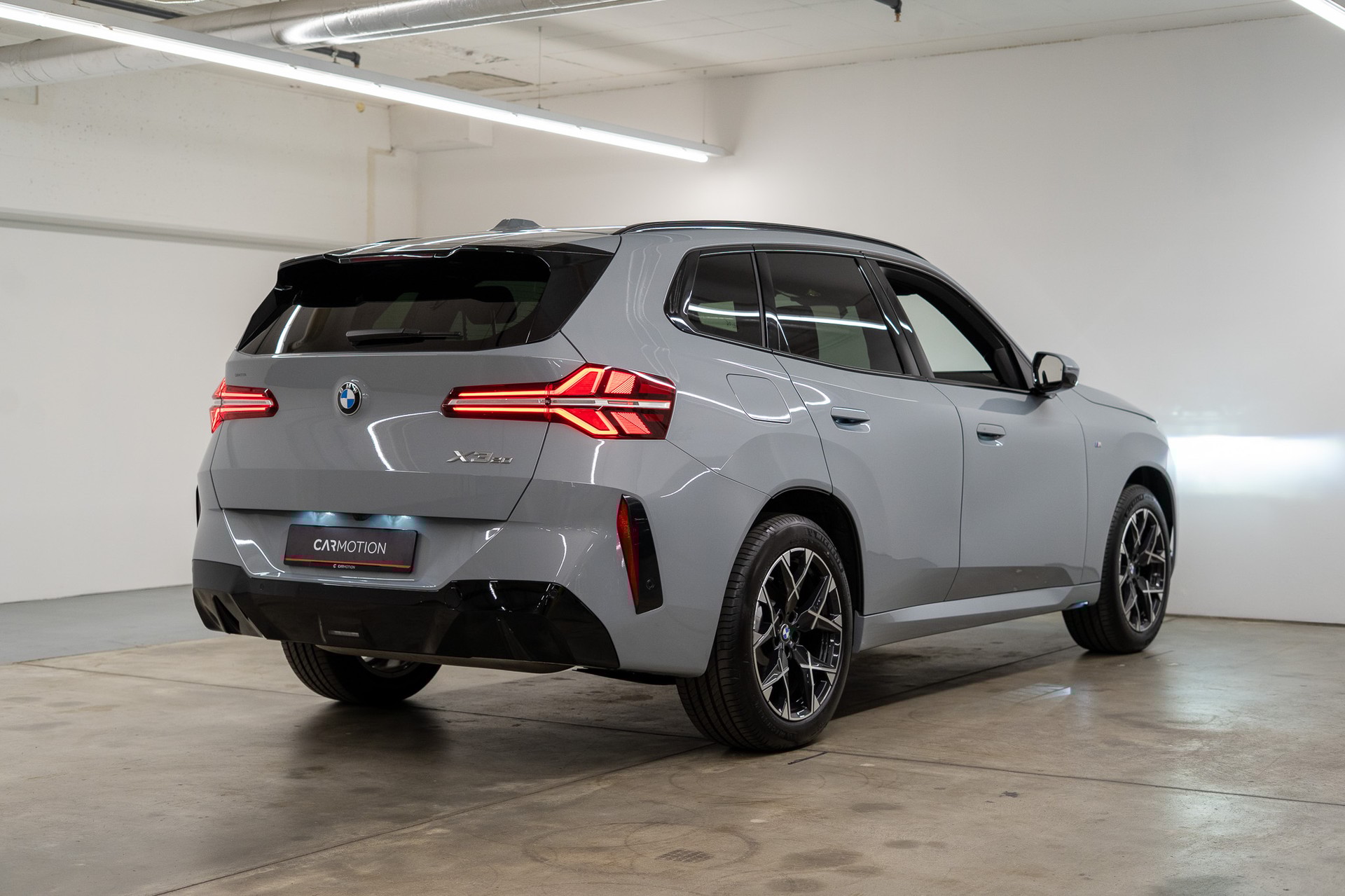 BMW X3 20i xDrive M Sport-showroom-element-3