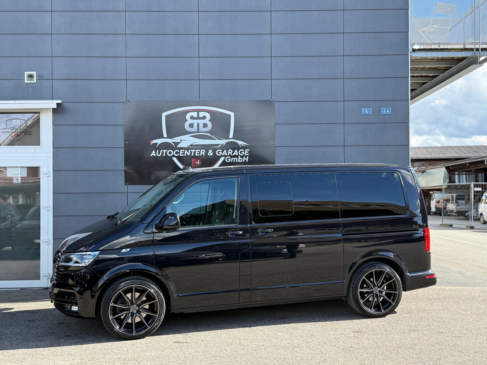 VW T6.1 Multivan 2.0 Bi-TDI Highline BULLI Liberty 4Mot. DSG-showroom-element-2