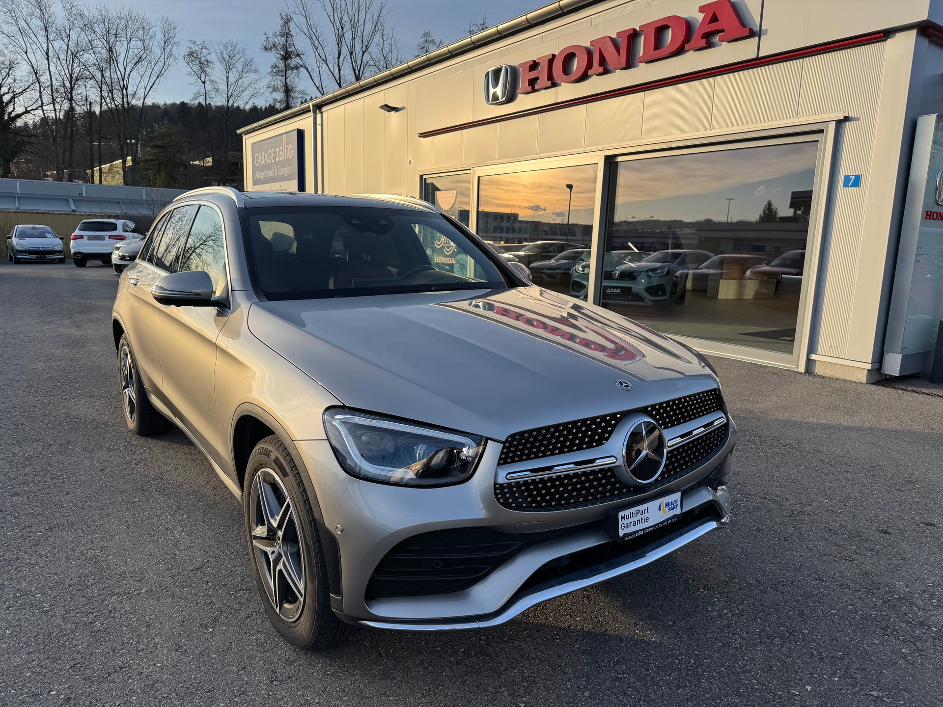 MERCEDES-BENZ GLC 300 AMG Line 4Matic 9G-Tronic, nur bei uns, Finanzierung OHNE Zins möglich!
