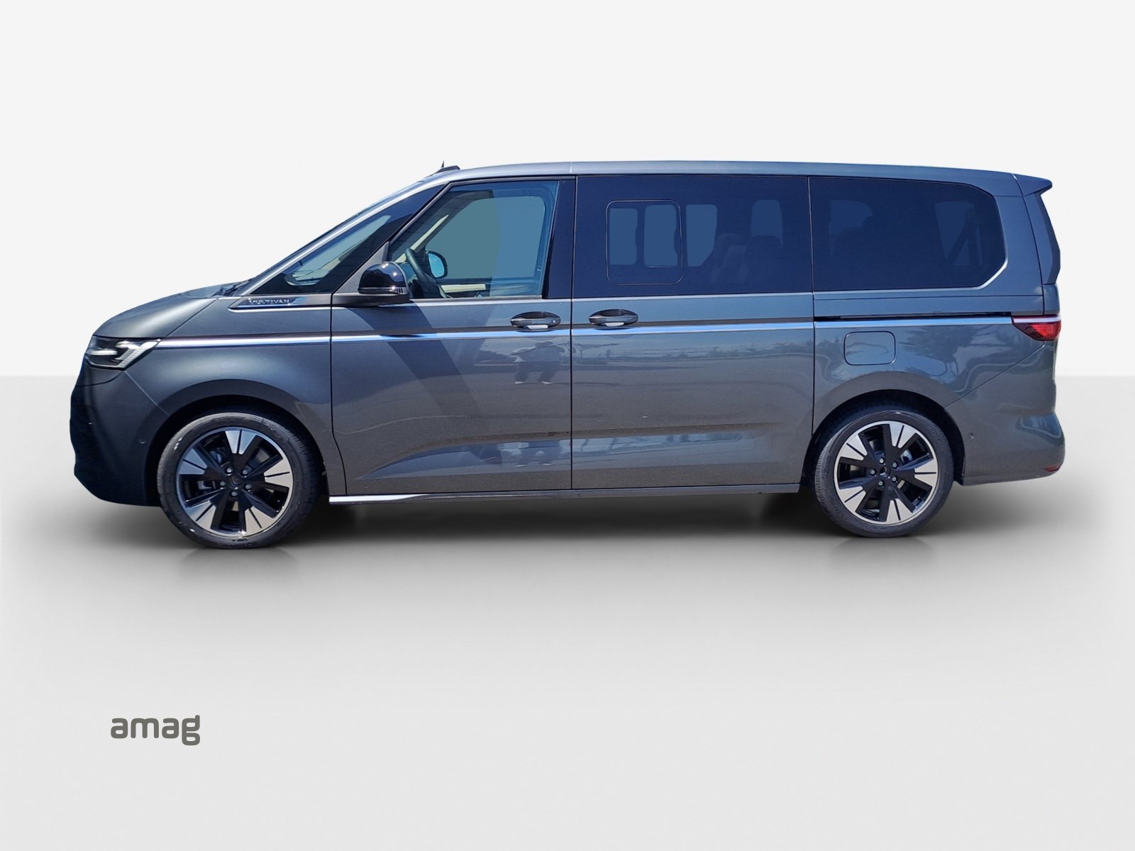 VW MULTIVAN Multivan 2.0 TSI Style Liberty DSG Lang-showroom-element-1