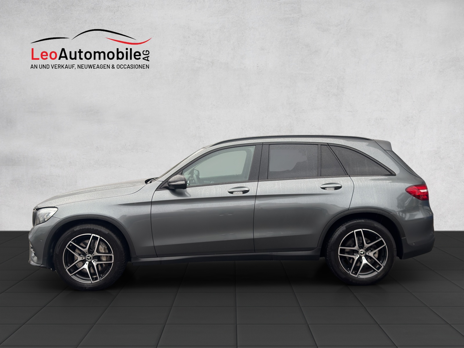 MERCEDES-BENZ GLC 350 d AMG Line 4Matic 9G-Tronic-showroom-element-1