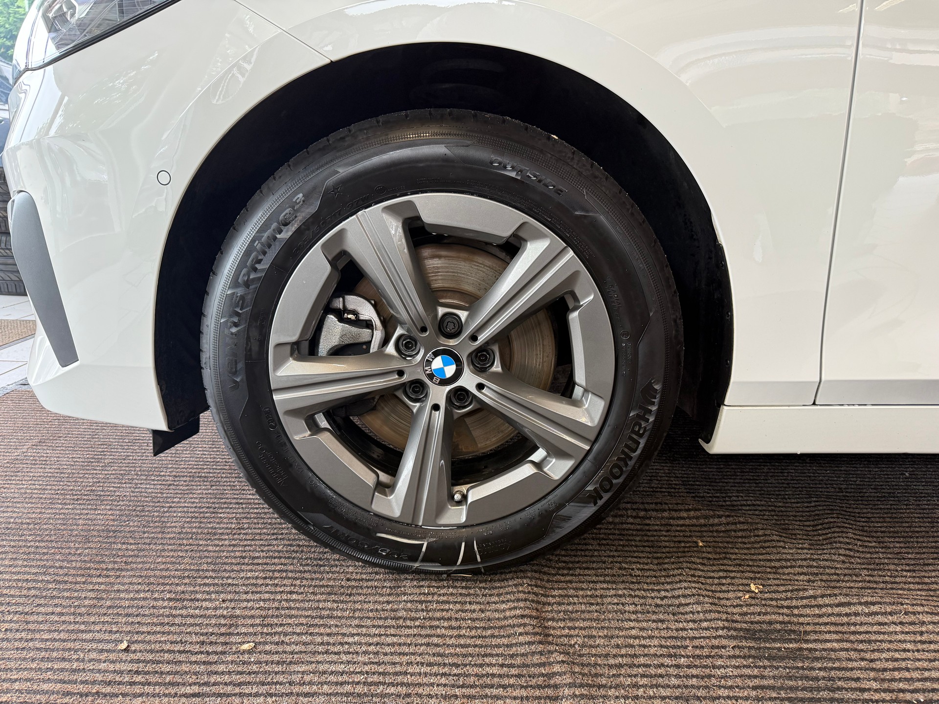 BMW 223d Active Tourer xDrive DKG | CH Swiss | Panorama | Head Up | AHK | Driving Assist PLUS | Innovation | Travel |-showroom-element-2