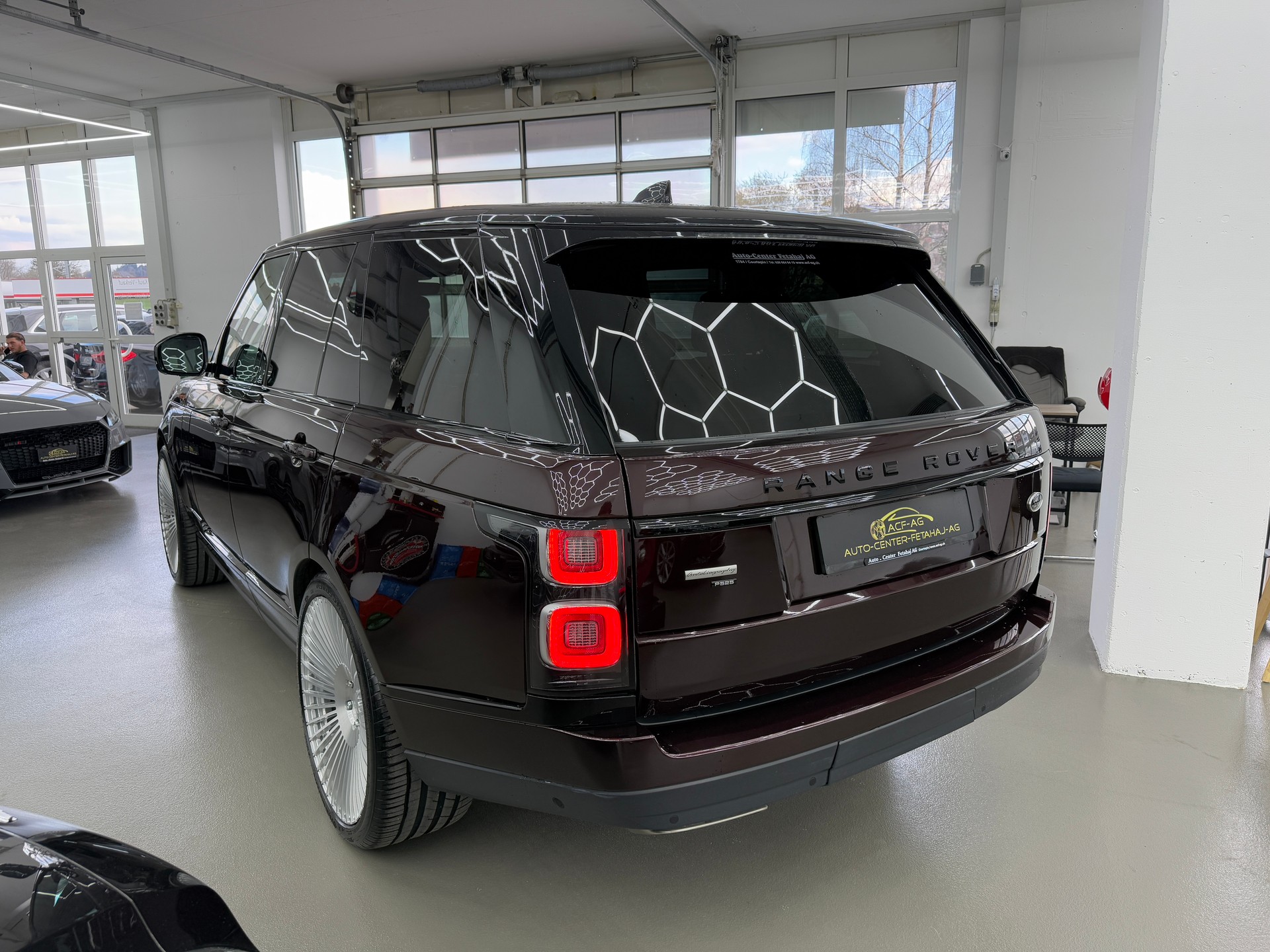LAND ROVER Range Rover 5.0 V8 S/C AB Automatic-showroom-element-3