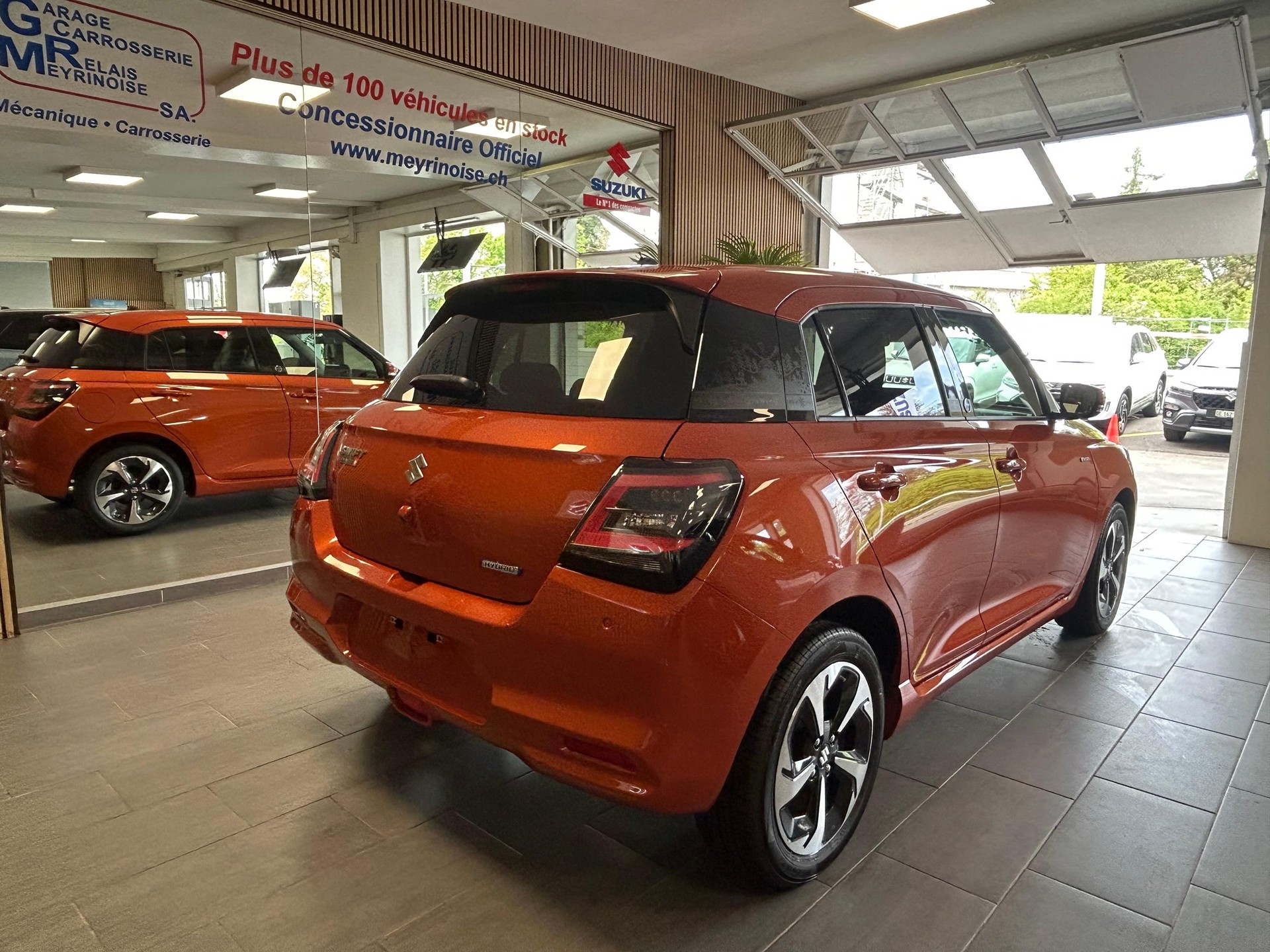 SUZUKI Swift 1.2 Tradizio Top Hybrid-image-6