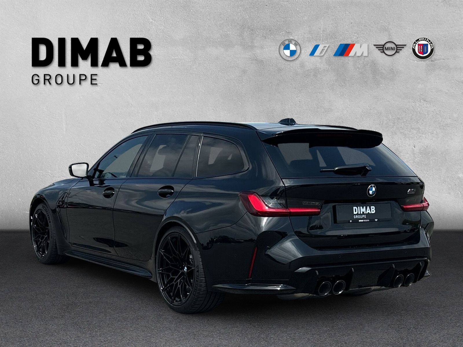 BMW M3 Touring xDrive Competition M-showroom-element-2