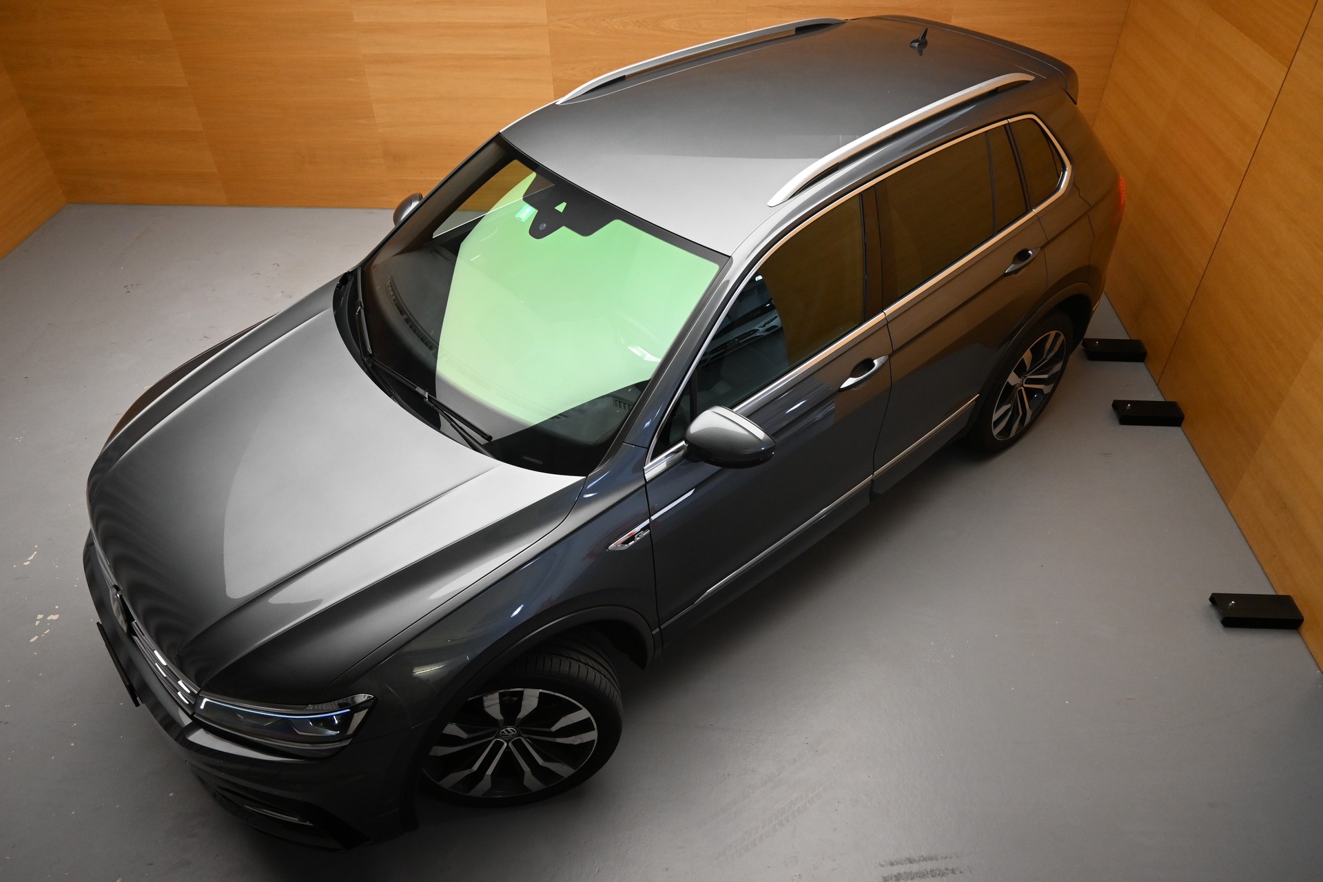 VW Tiguan 2.0 TDI SCR Highline 4Motion DSG-showroom-element-1
