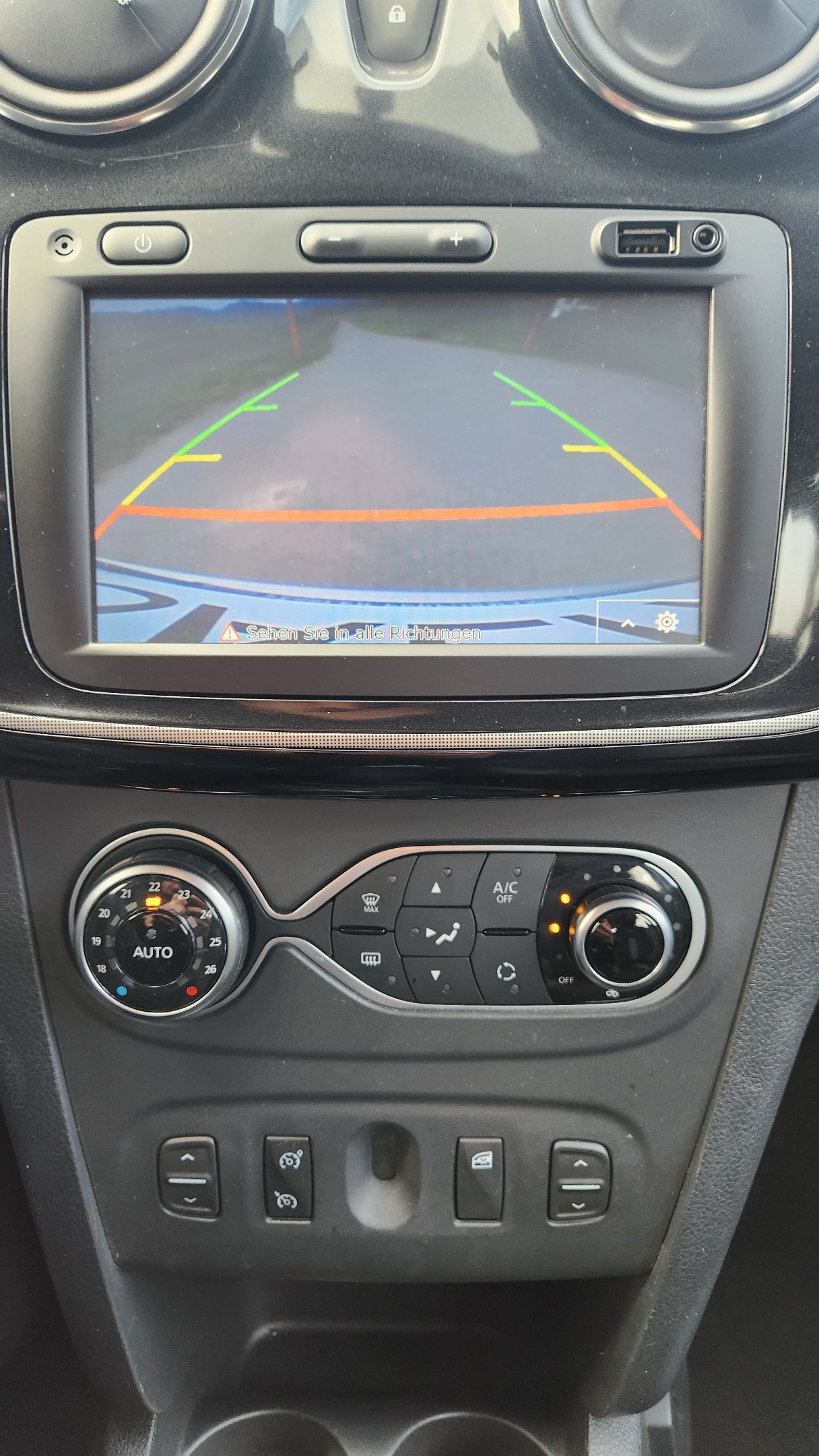 DACIA Sandero Tce 90 Stepway Unlimited-image-11