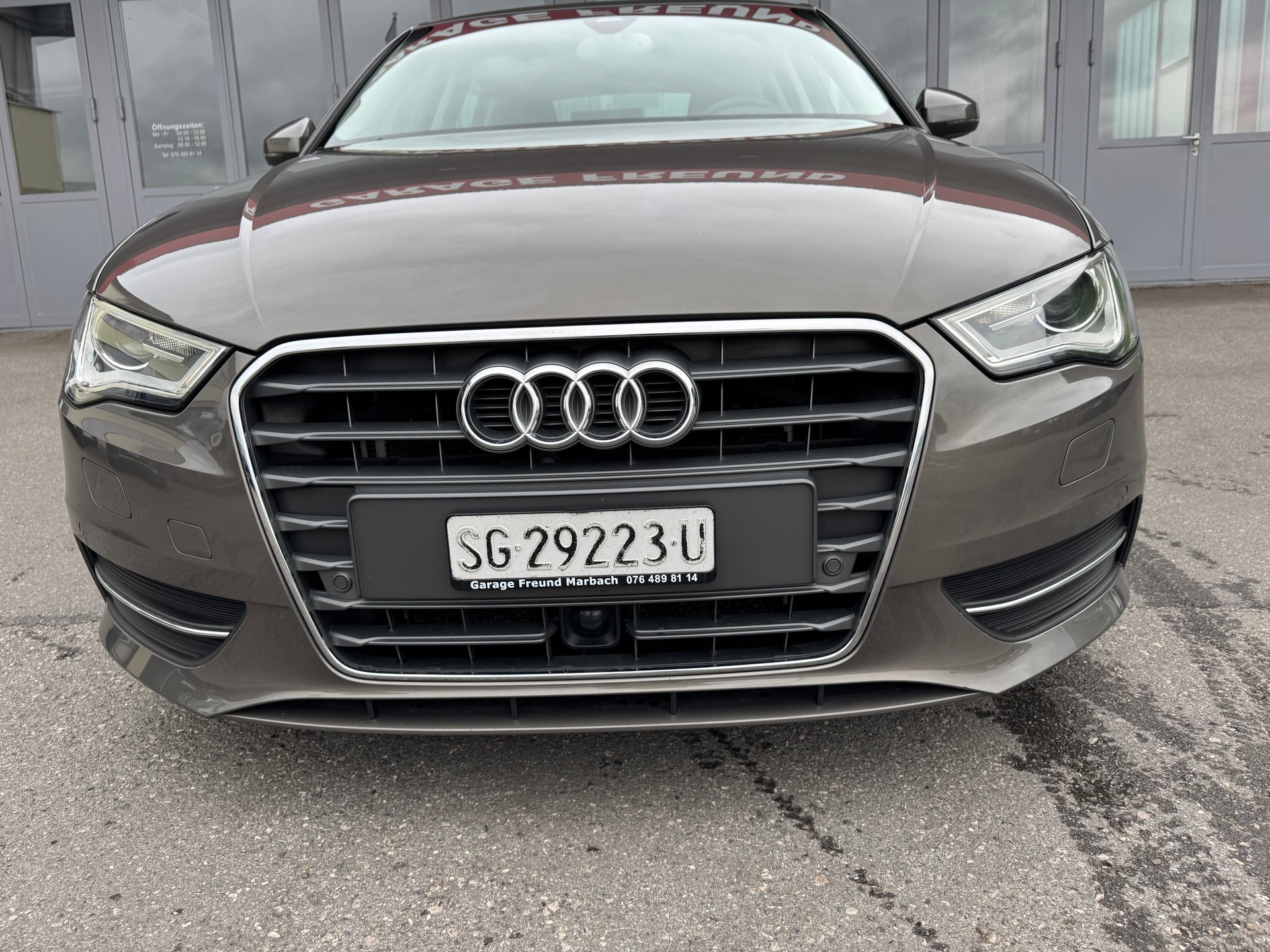 AUDI A3 Sportback 1.4 TFSI Ambiente S-tronic-showroom-element-2