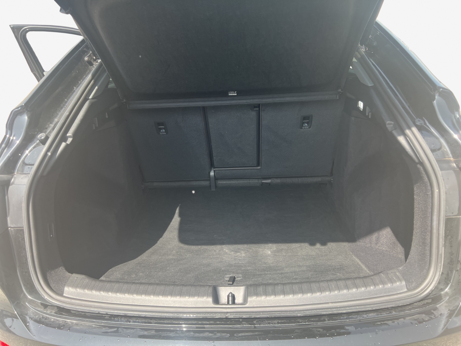 AUDI Q4 Sportback e-tron 50 quattro-image-12
