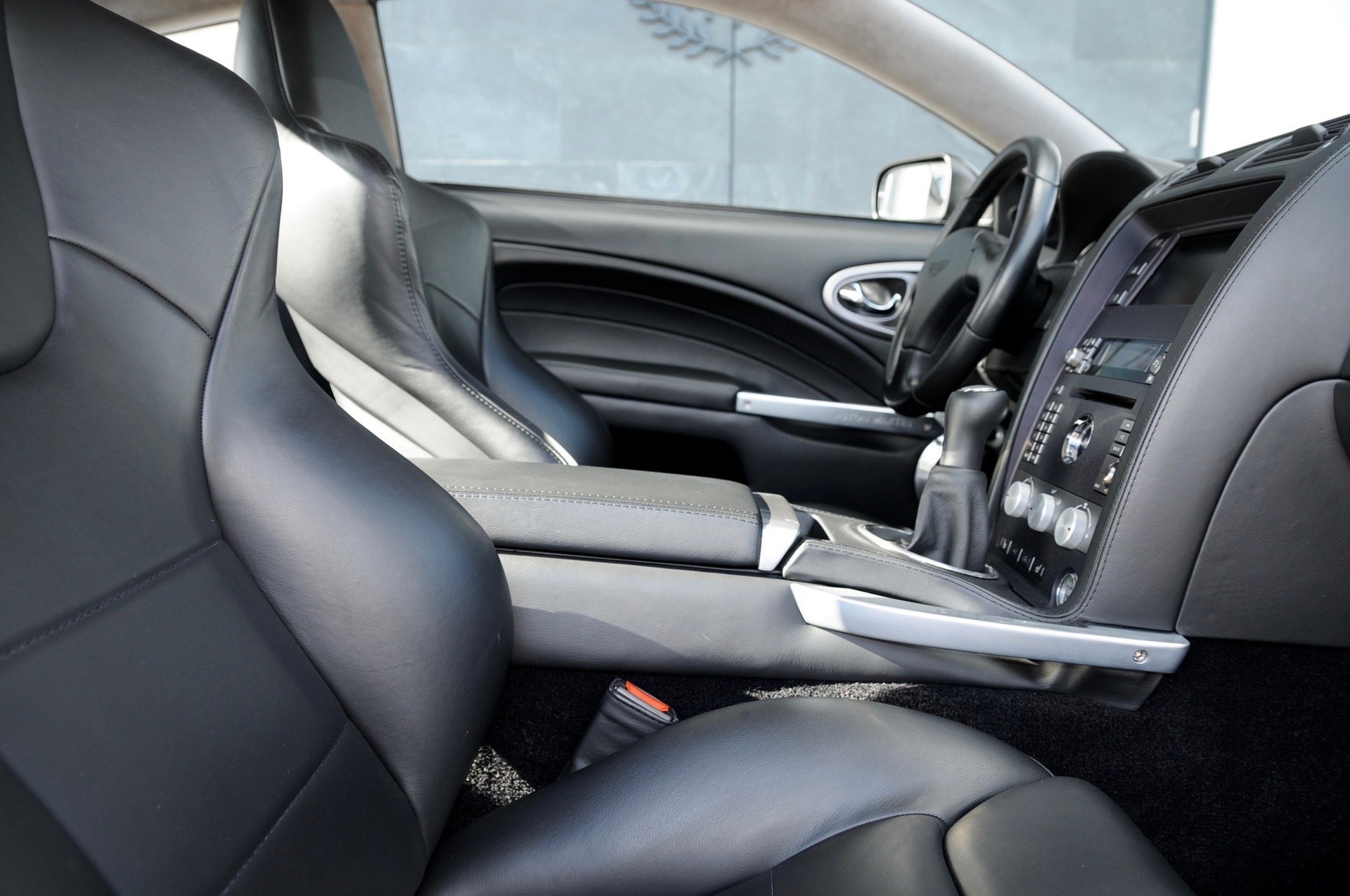 ASTON MARTIN V12 Vanquish Kaufen