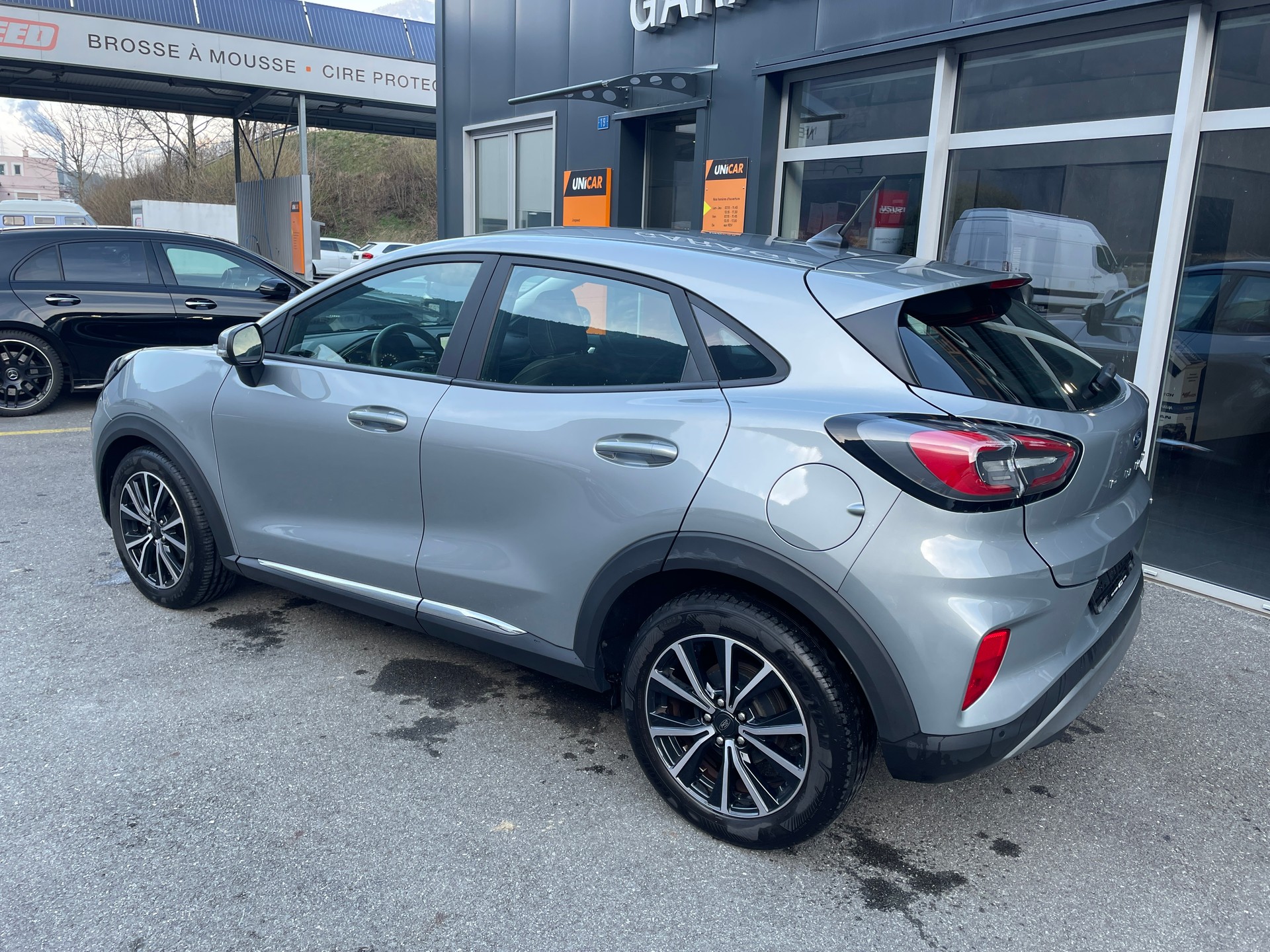 FORD Puma 1.0 MHEV Titanium-showroom-element-2