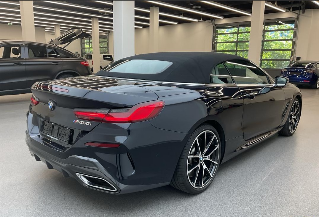 BMW M850i xDrive Steptronic-showroom-element-2