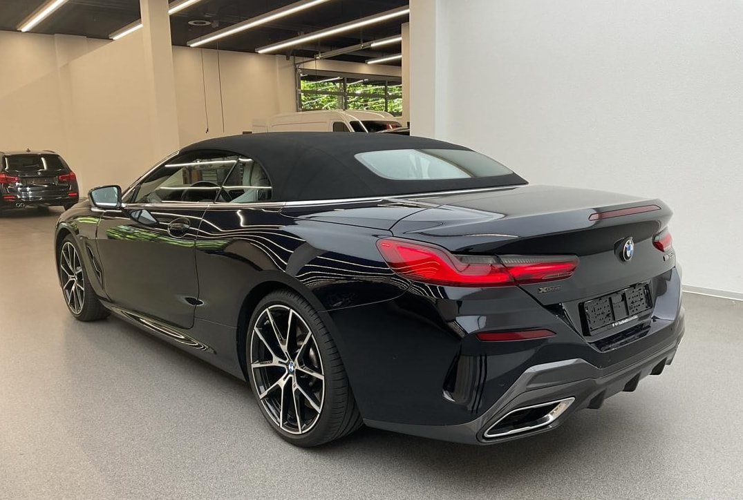 BMW M850i xDrive Steptronic-showroom-element-3