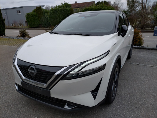 NISSAN Qashqai 1.5 VC-T Tekna (SUV / GelÃ¤ndewagen)