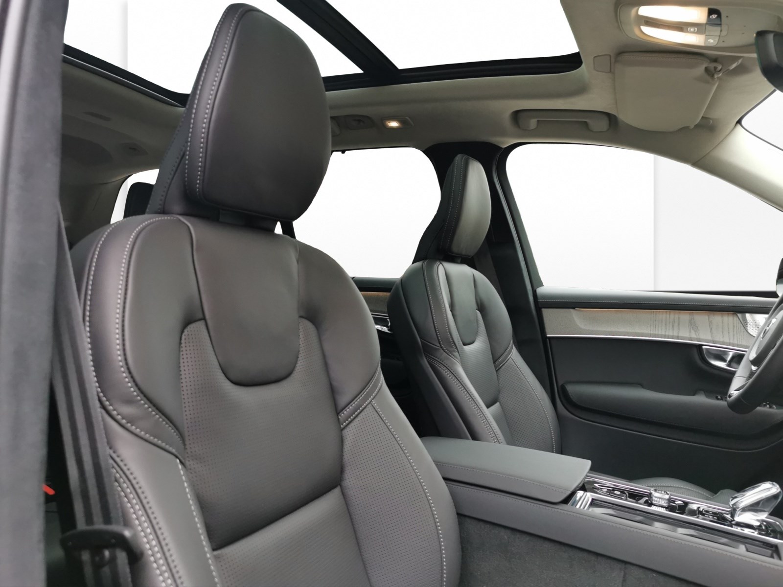 VOLVO XC90 2.0 T8 TE Ultra Dark eAWD-image-11