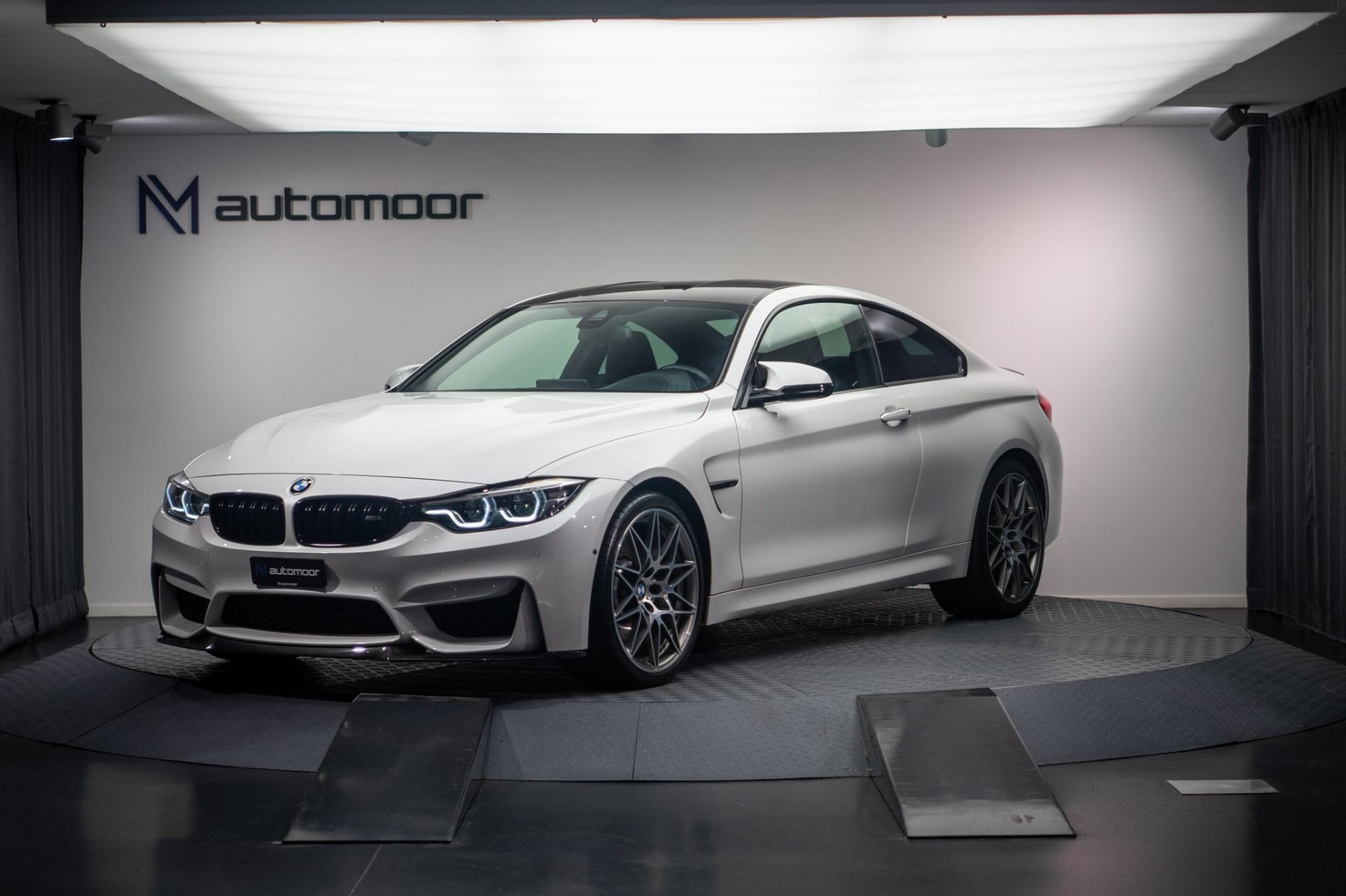 BMW M4 Competition Coupe DKG *Carbon* *Harman/Kardon* *Leder Armaturenbrett*