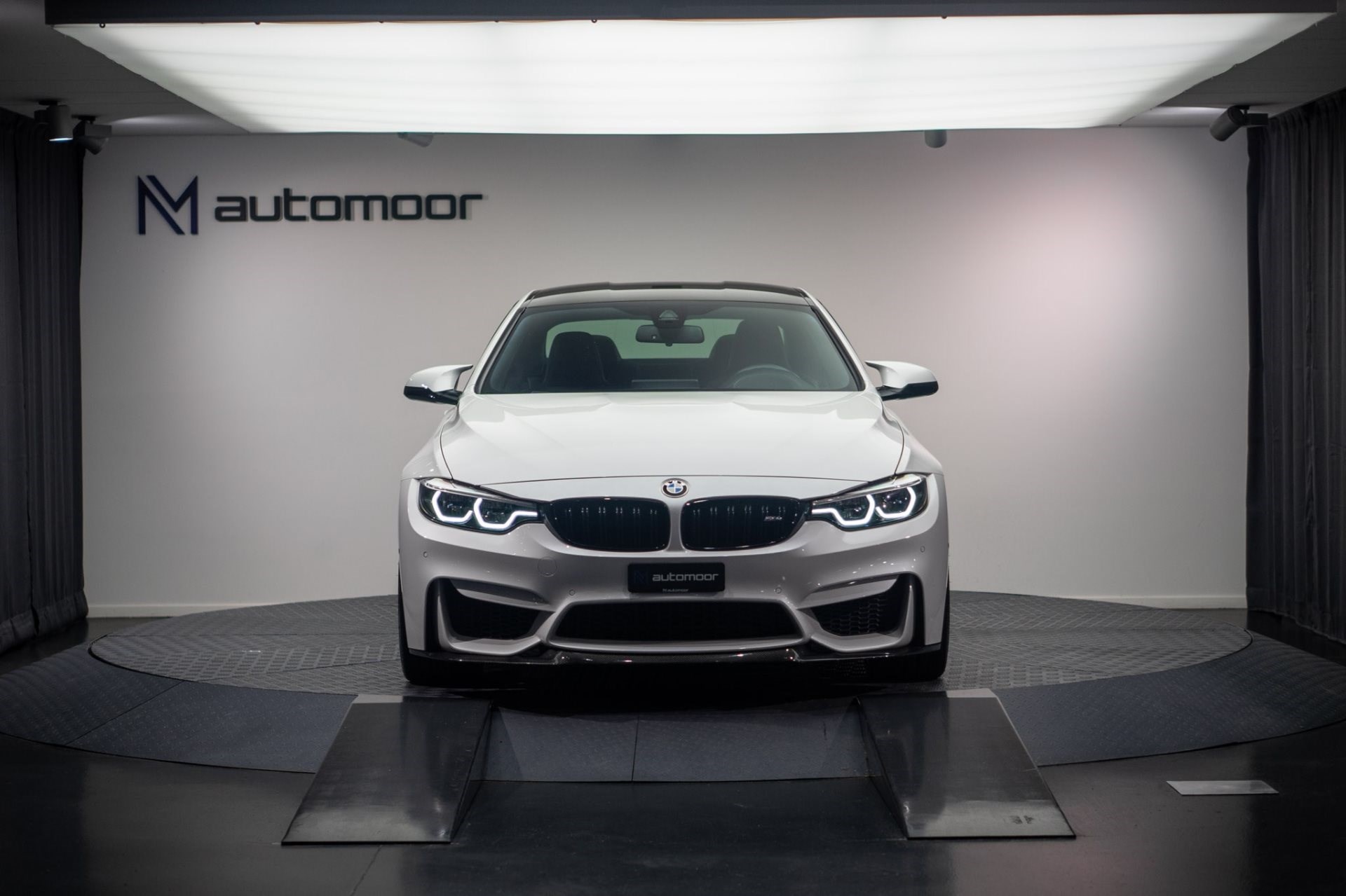 BMW M4 Competition Coupe DKG *Carbon* *Harman/Kardon* *Leder Armaturenbrett*-showroom-element-1