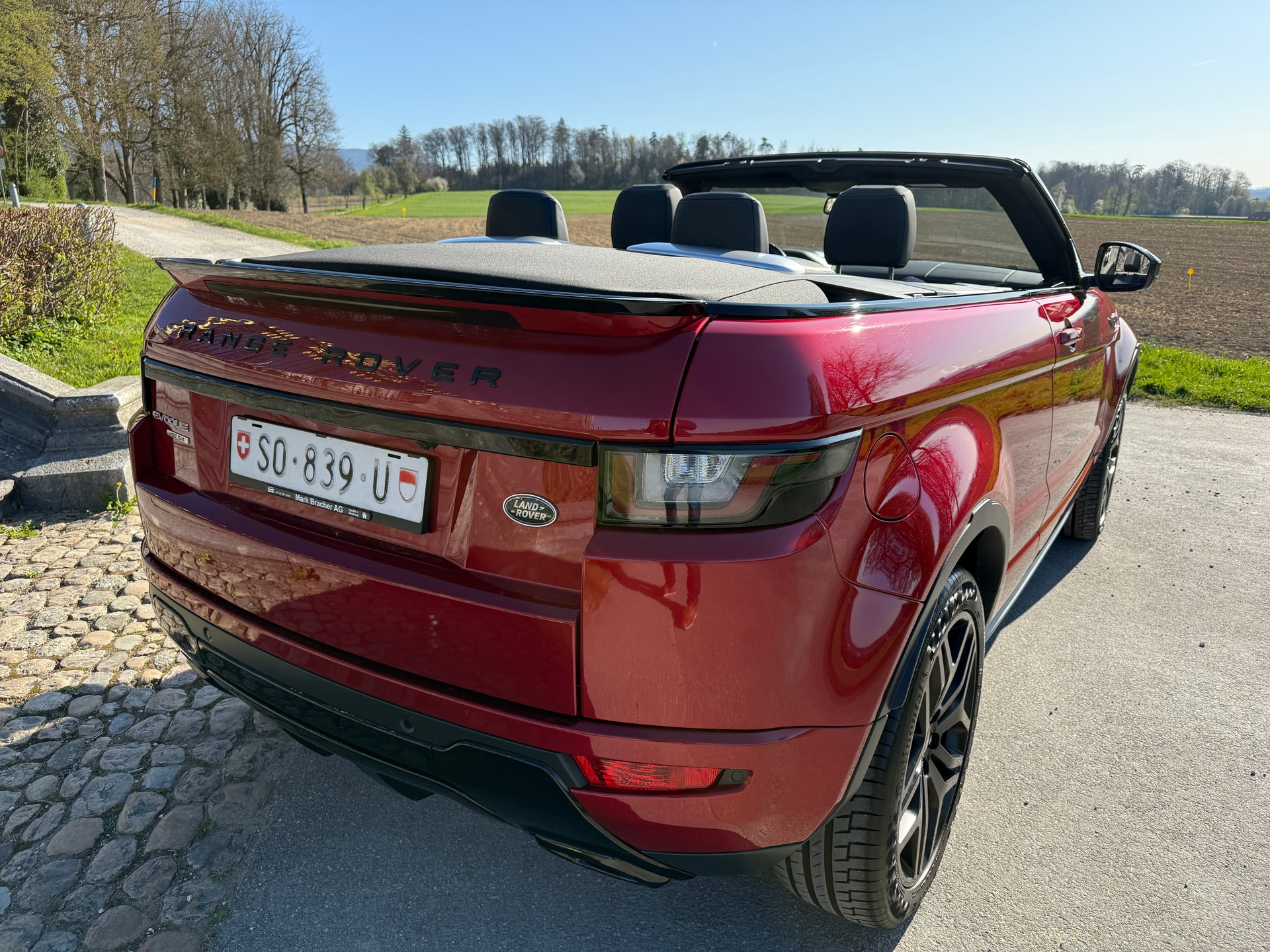 LAND ROVER Range Rover Evoque Convert. 2.0Si4 HSE Dynamic AT9-showroom-element-3