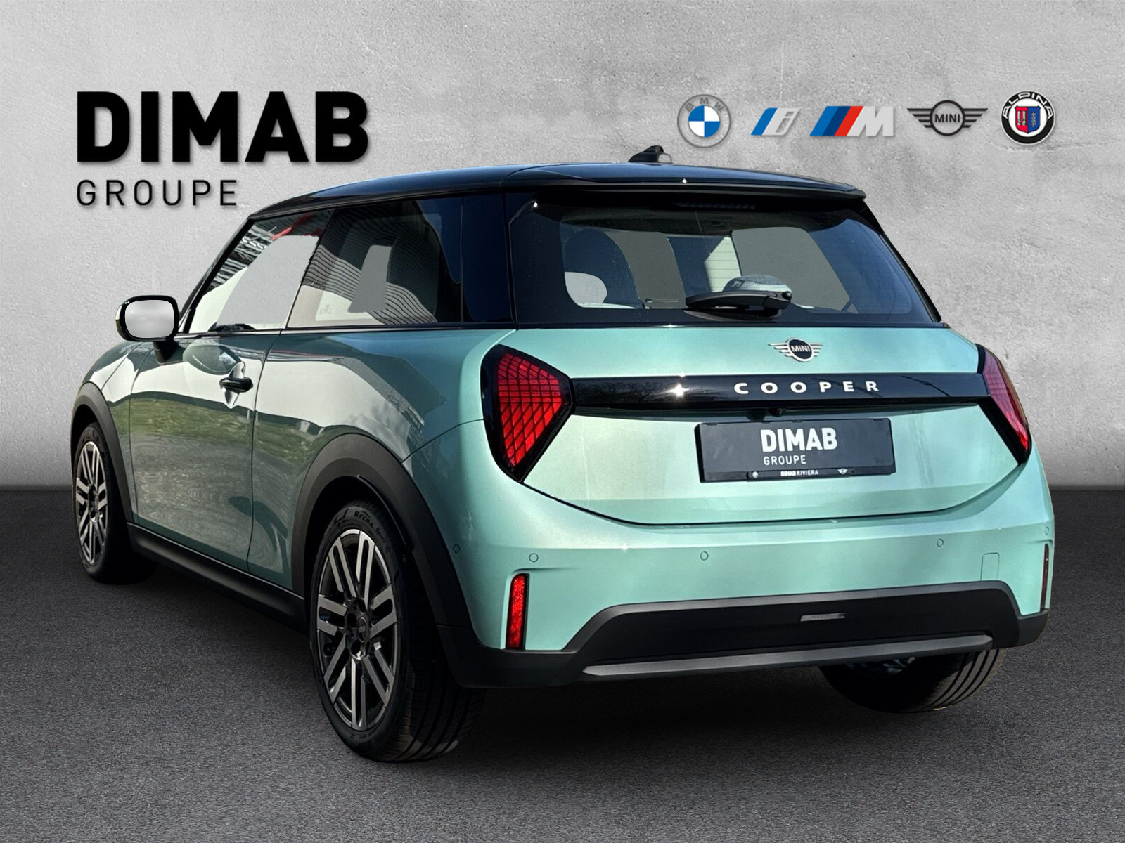 MINI Cooper C DKG-showroom-element-2