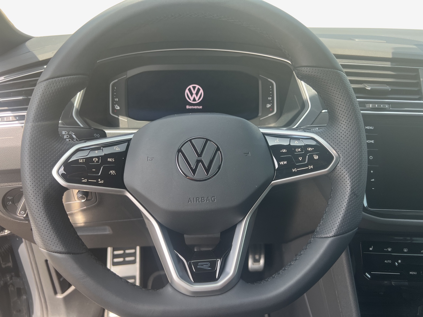 VW Tiguan 1.4TSI PHEV Selection DSG-image-9