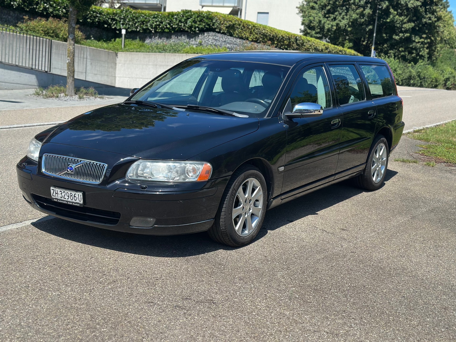 VOLVO V70 2.4 Kinetic