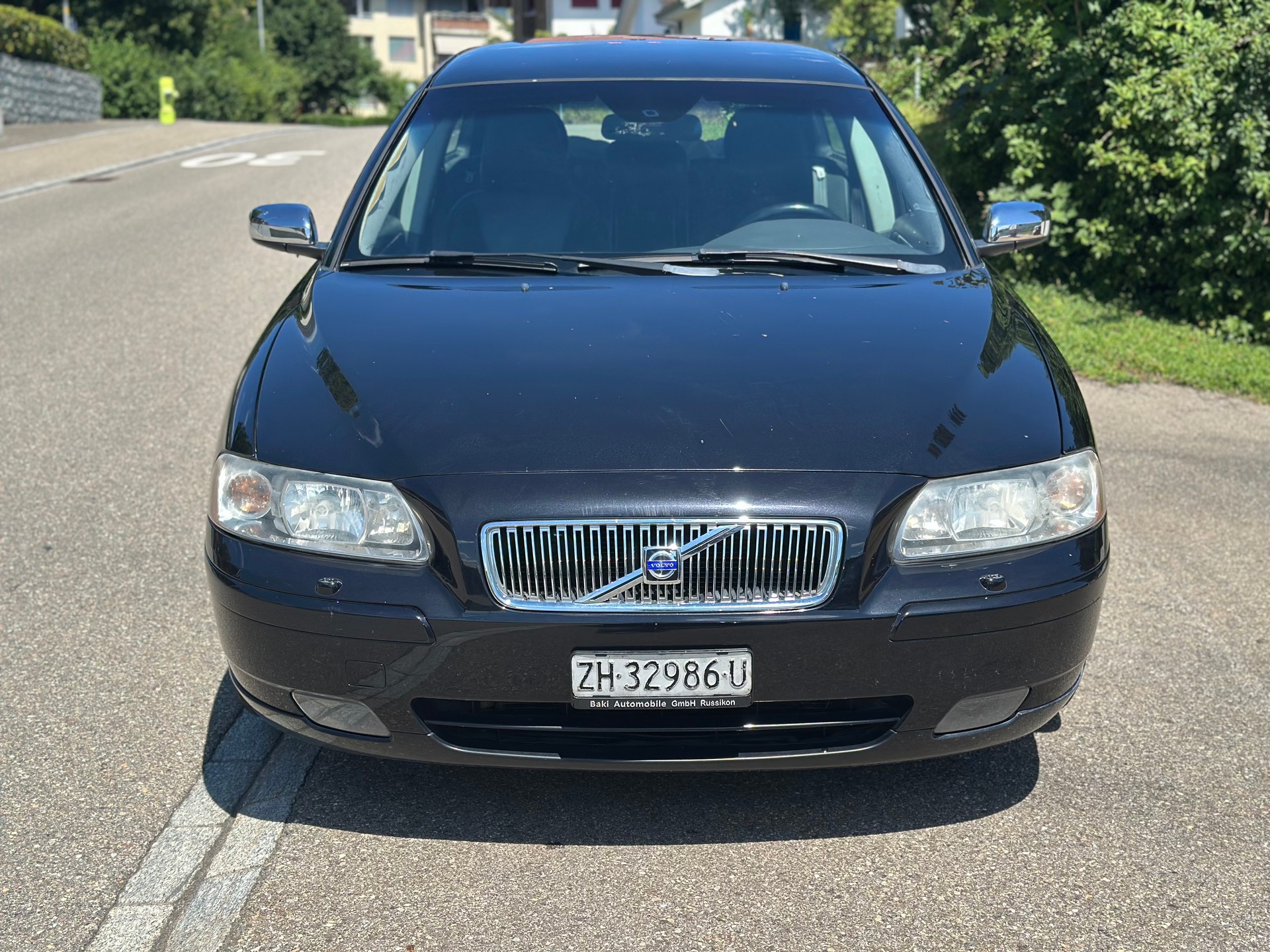 VOLVO V70 2.4 Kinetic-showroom-element-3
