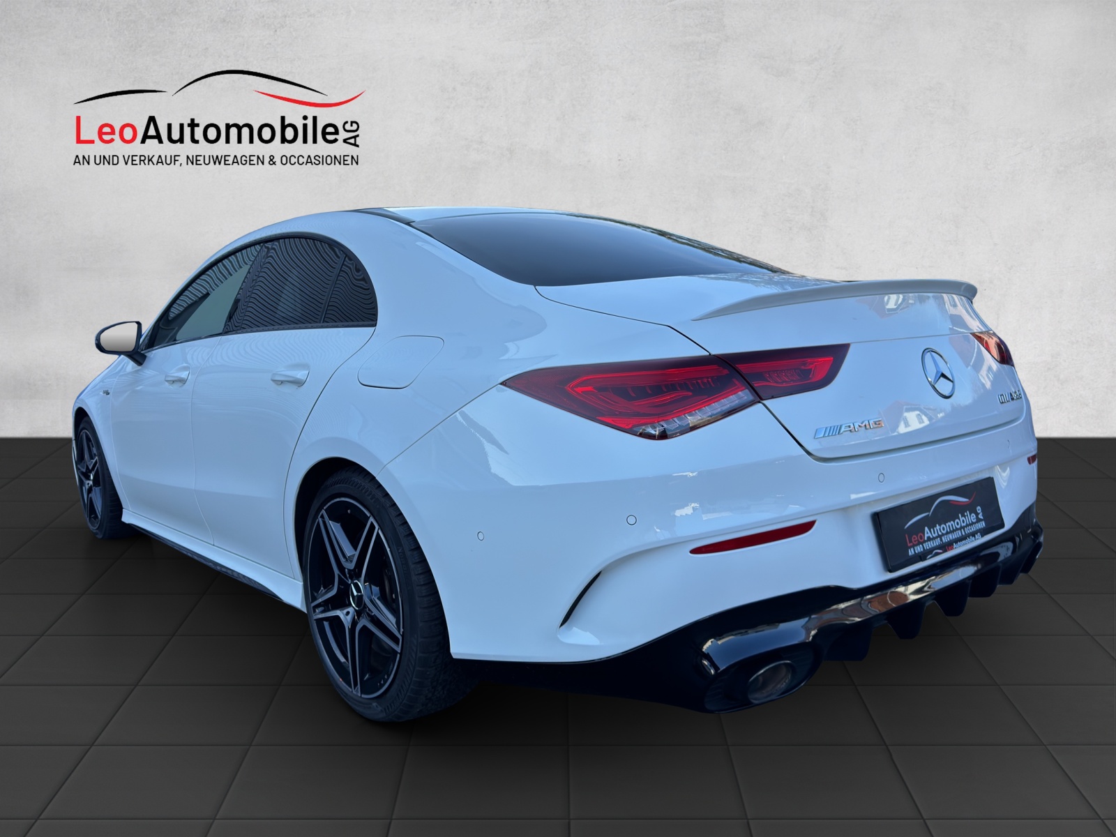 MERCEDES-BENZ CLA 35 AMG 4Matic 7G-DCT-showroom-element-2