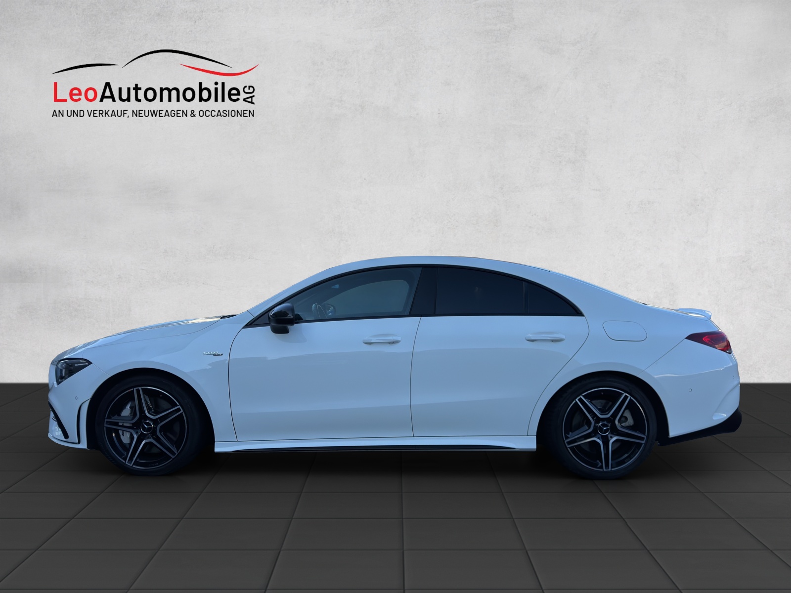 MERCEDES-BENZ CLA 35 AMG 4Matic 7G-DCT-showroom-element-1