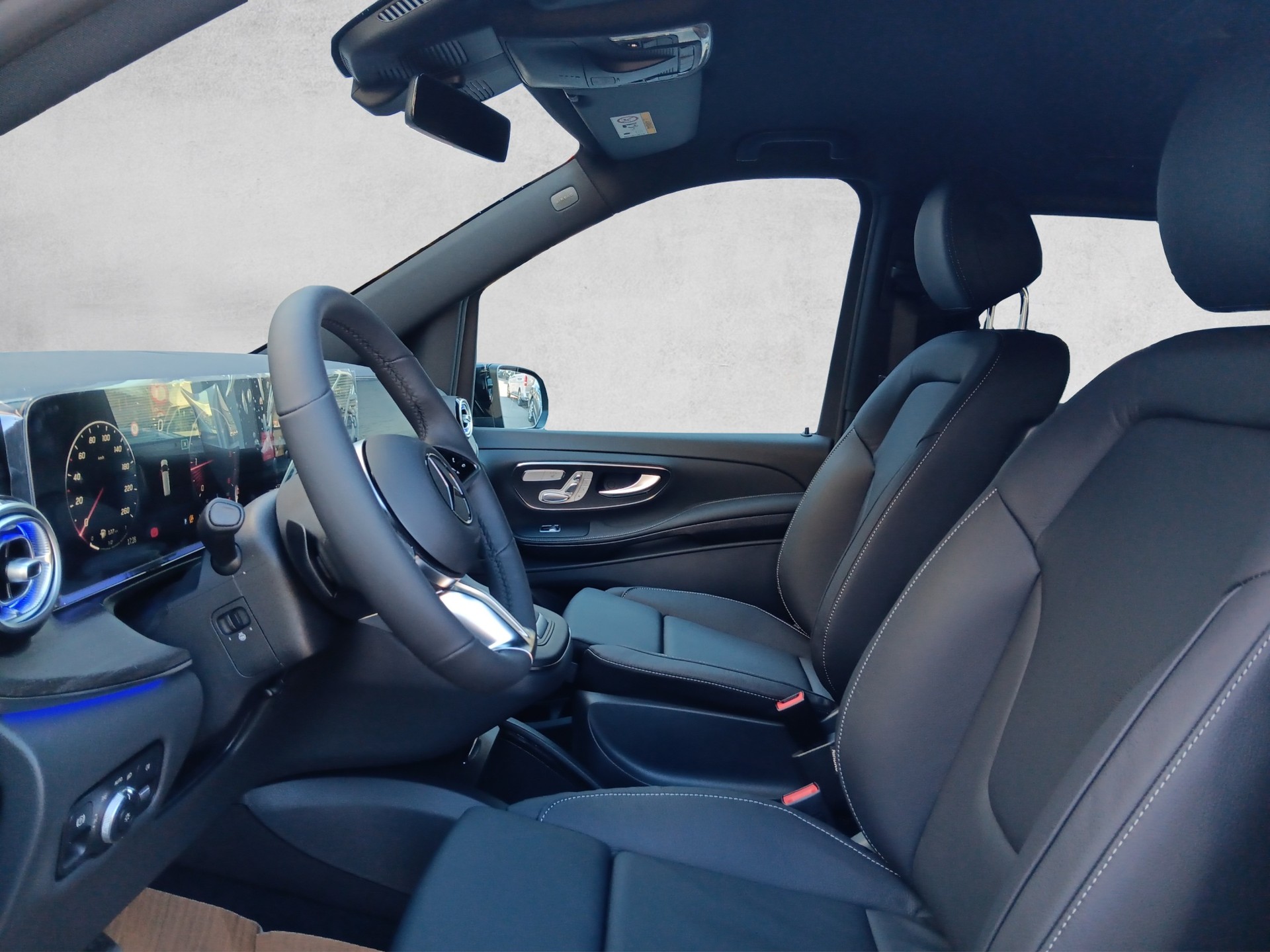 MERCEDES-BENZ V 250 d Avantgarde Extra-lang 9G-Tronic 4M-image-8