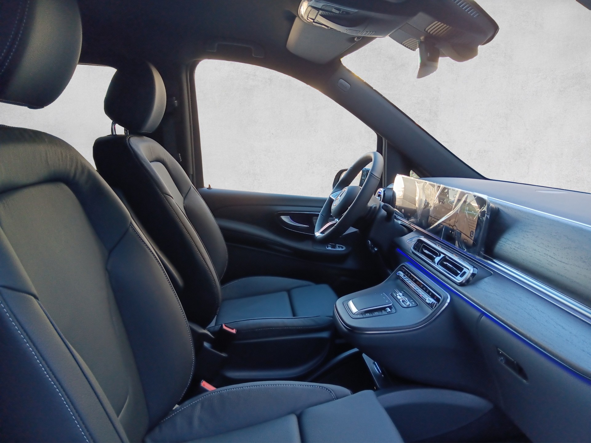 MERCEDES-BENZ V 250 d Avantgarde Extra-lang 9G-Tronic 4M-image-11