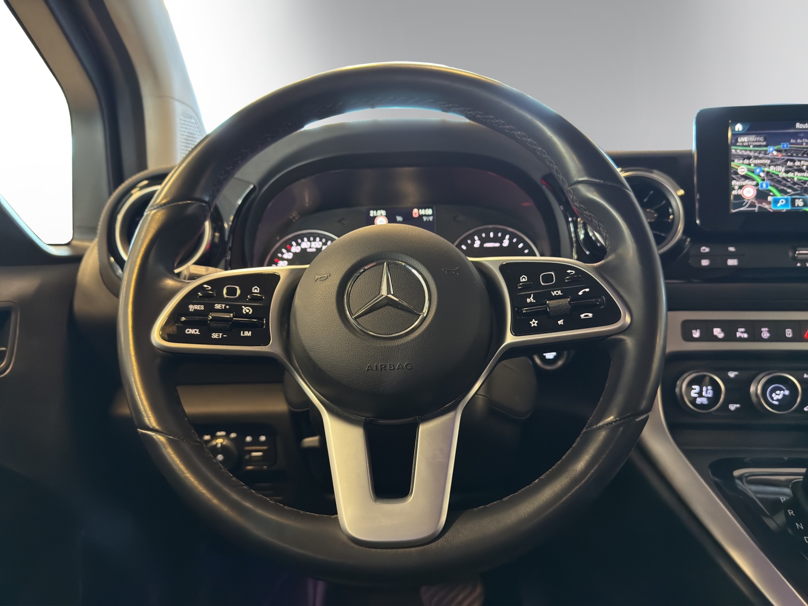 Image MERCEDES-BENZ T-CLASS T-Klasse 180D Style A