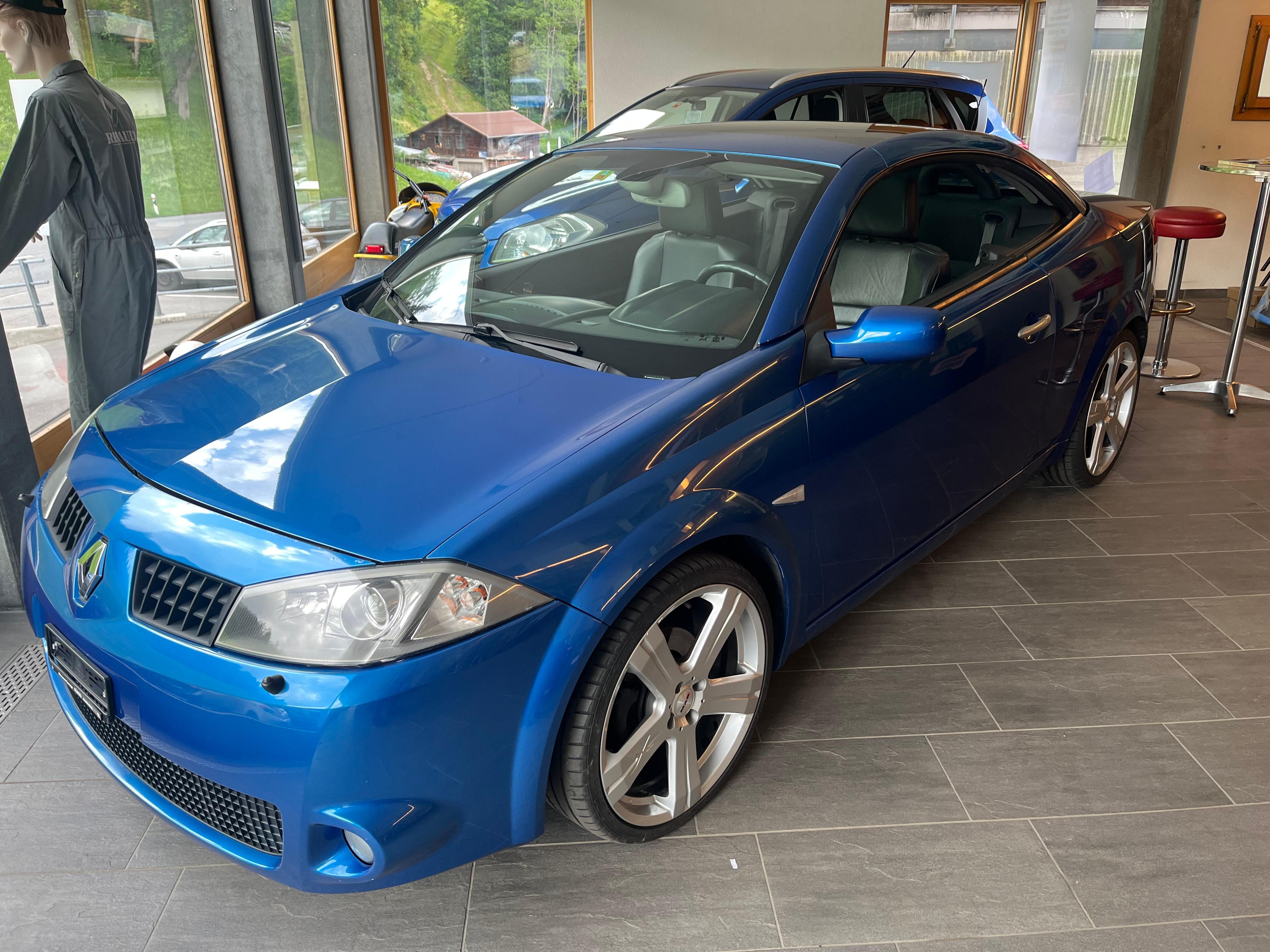 RENAULT MEGANE MÃ©gane CoupÃ©-Cabrio 2.0 (Cabriolet)