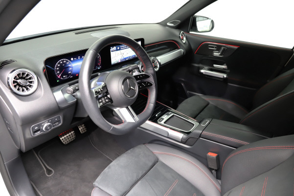 Image MERCEDES-BENZ GLB-220 GLB 220 4Matic 8G-Tronic