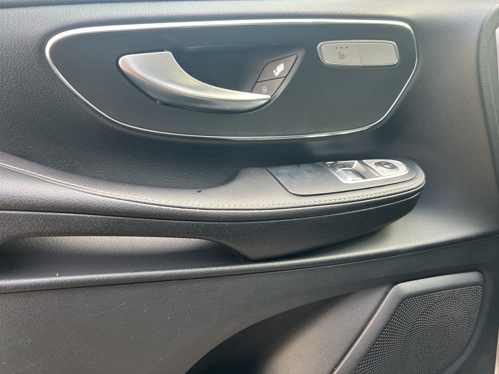 Image MERCEDES-BENZ V-250 V 250 d Avantgarde extralang 7G-Tronic